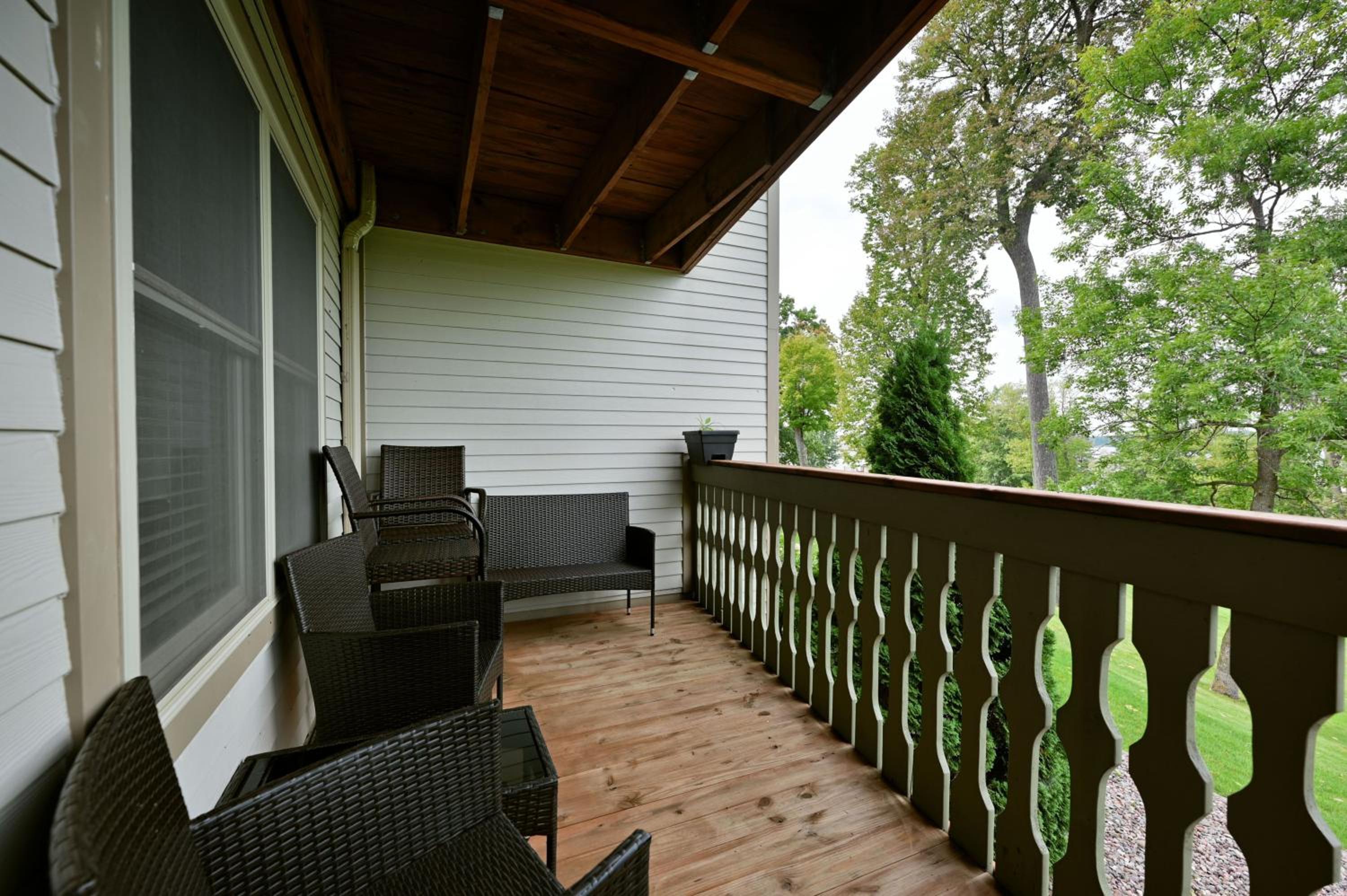 Unit 109 2 BDRM 2 BA condo