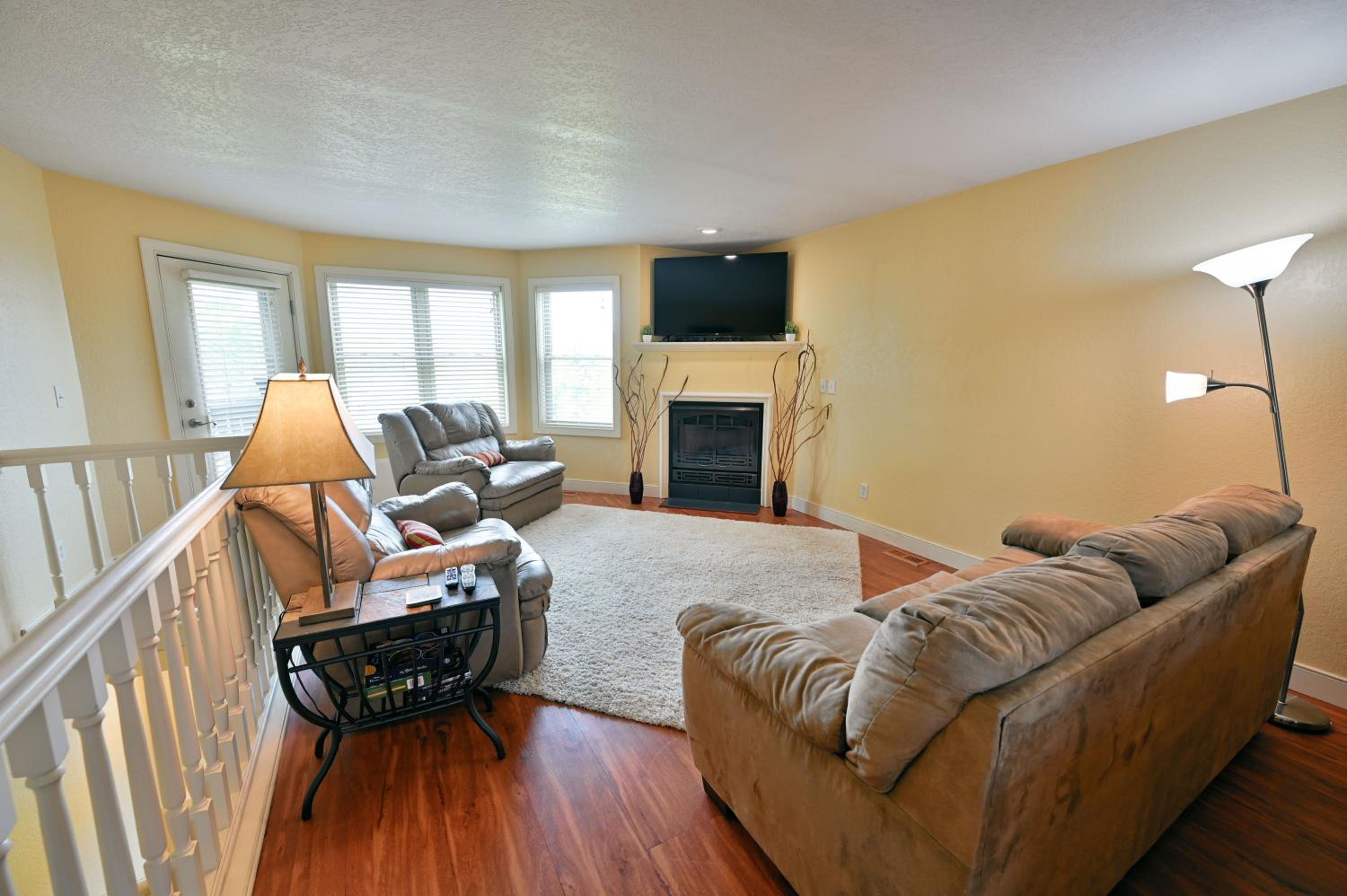 Unit 109 2 BDRM 2 BA condo