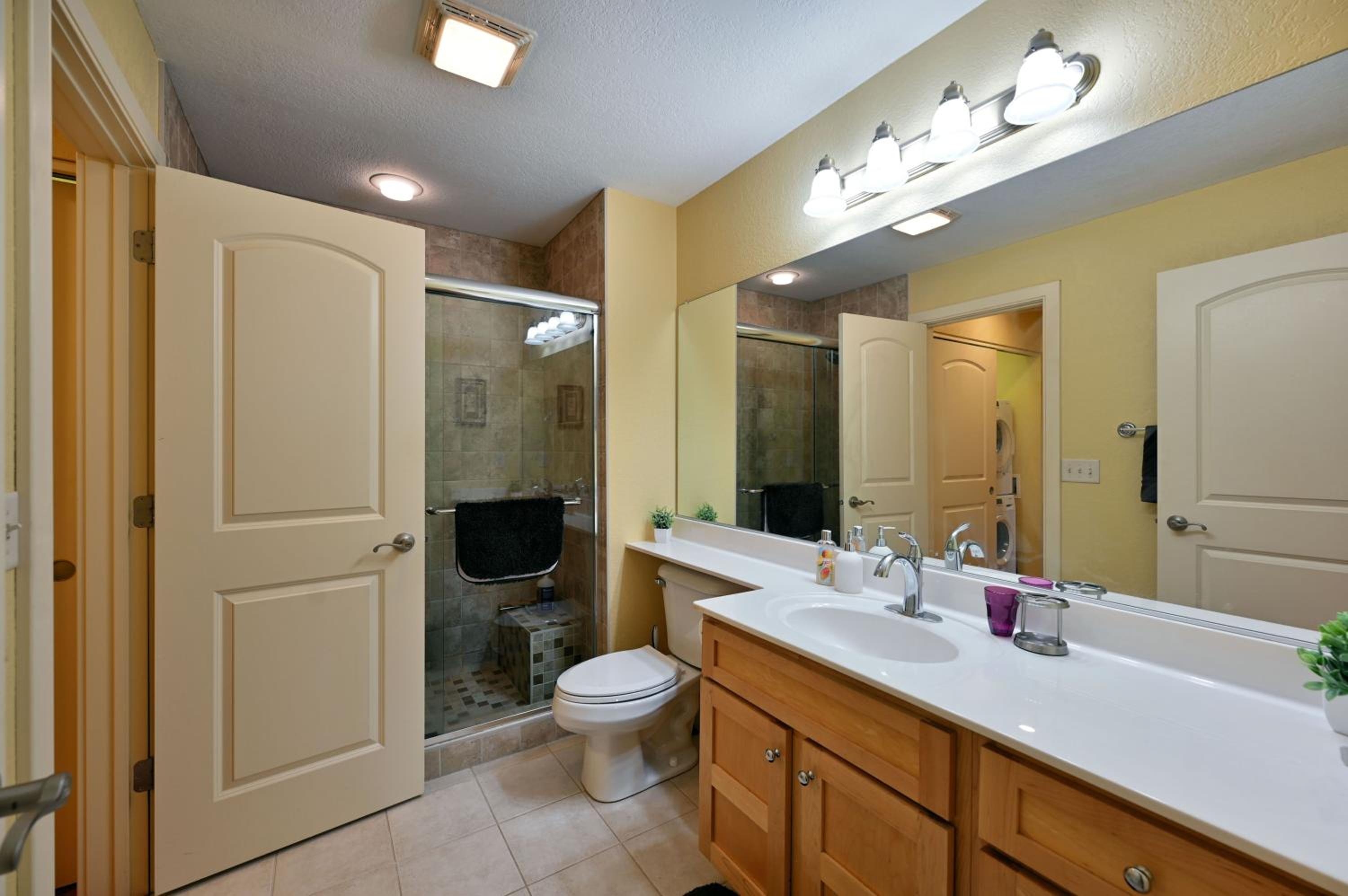 Unit 109 2 BDRM 2 BA condo
