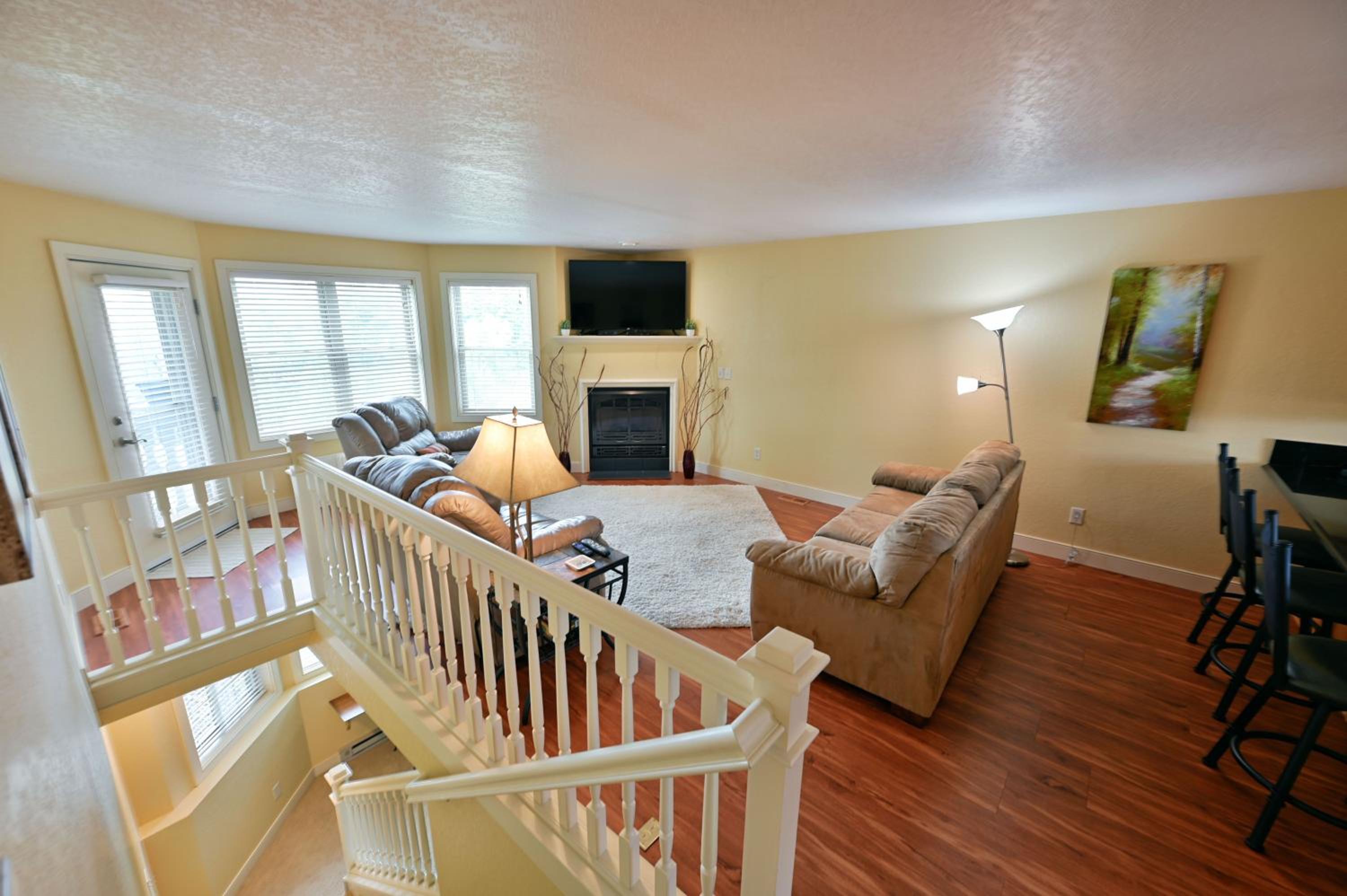 Unit 109 2 BDRM 2 BA condo