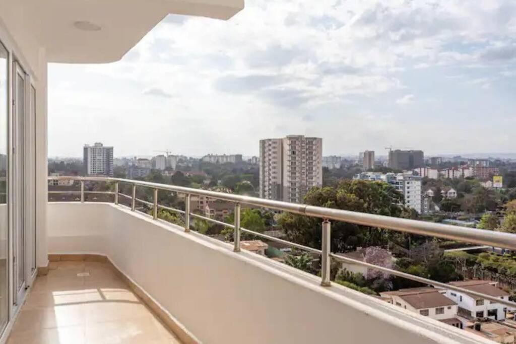 Luxe1BR Apartment Kilimani with Queen size Bed photo 2