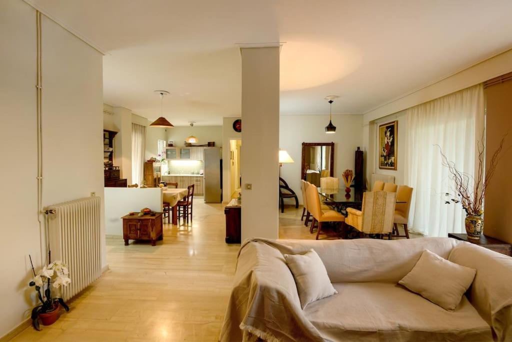 Quiet Family apartment with Garden and Balconies