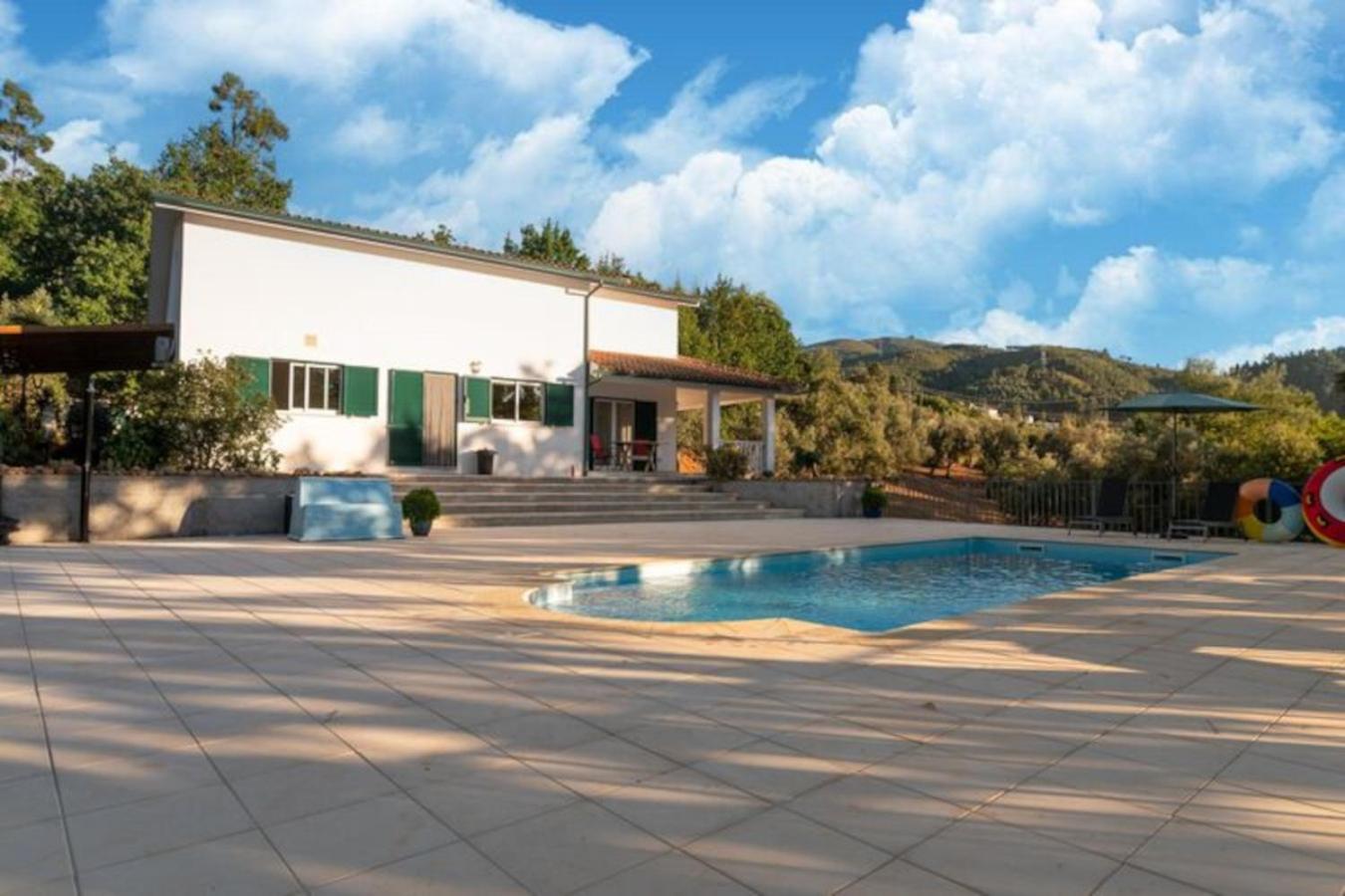 Casa Toupeira view 2