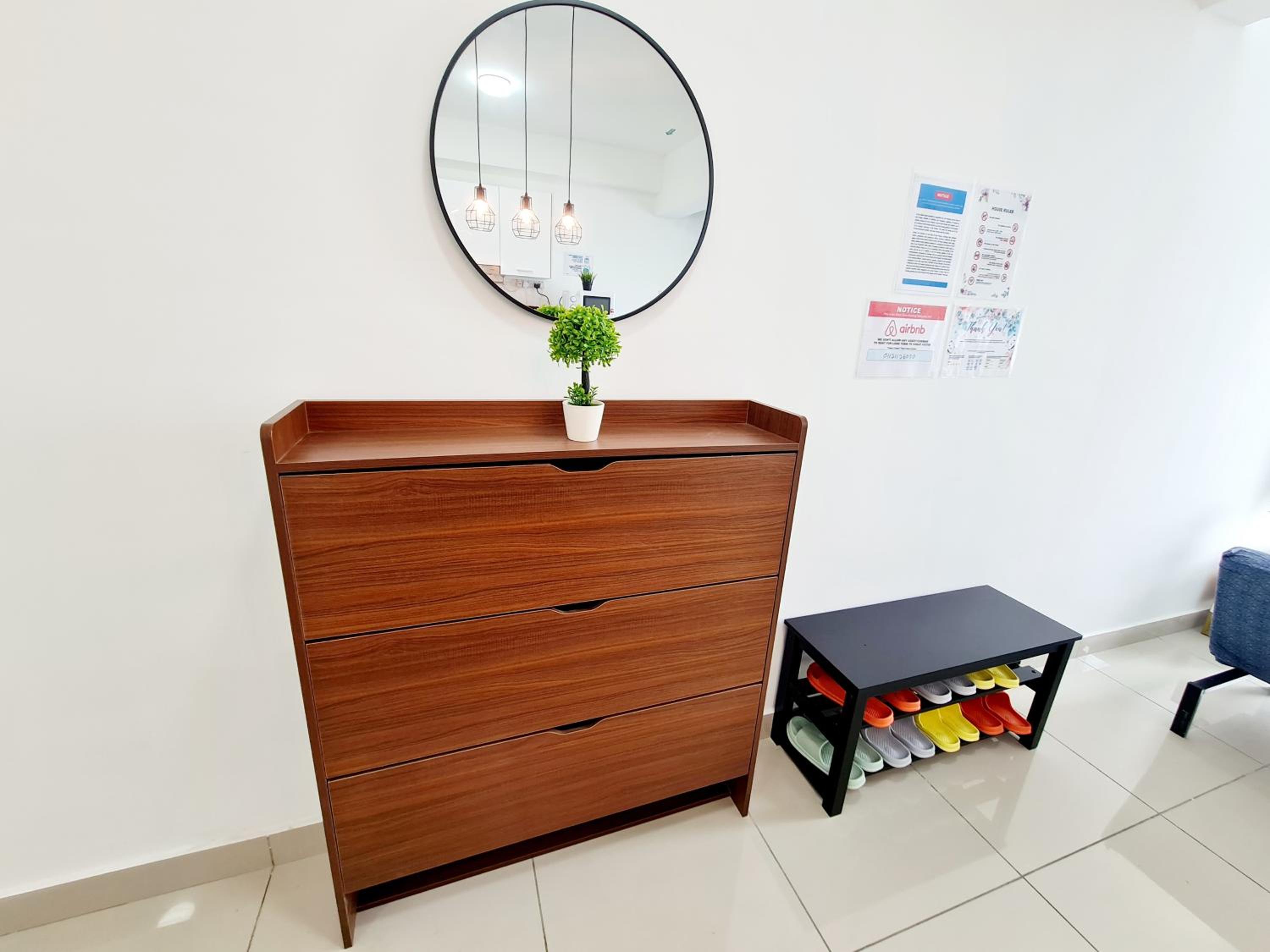 Cosmos 7 Guest Scott Garden, Duplex 1 Room Old Klang Road, Taman Desa, Kuchai Lama, Bangsar South, Pearl Point, Mid Valley, Kuala Lumpur