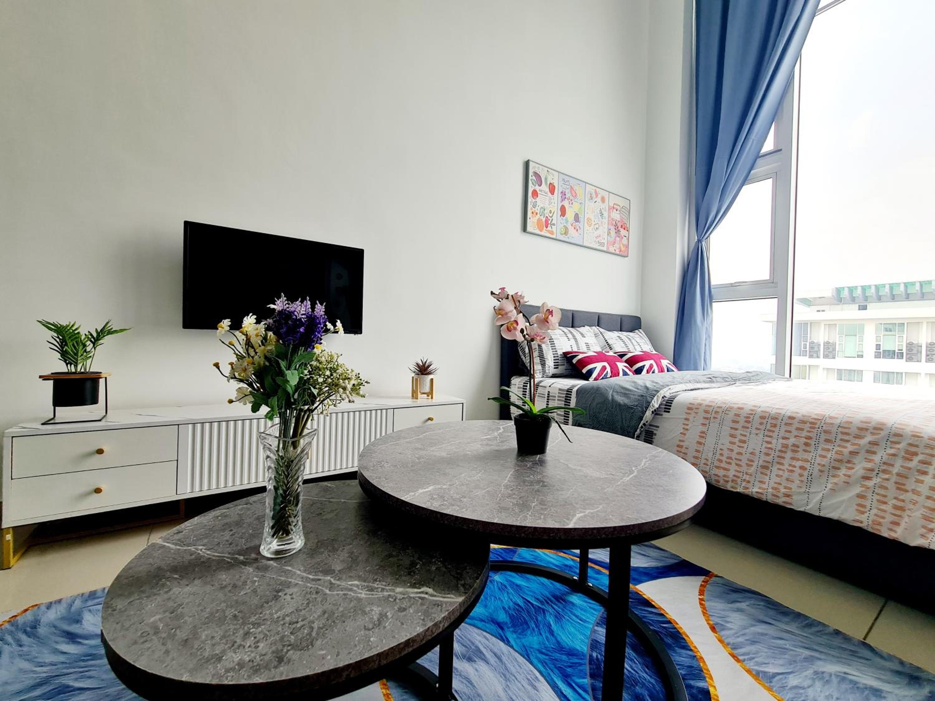 Cosmos 7 Guest Scott Garden, Duplex 1 Room Old Klang Road, Taman Desa, Kuchai Lama, Bangsar South, Pearl Point, Mid Valley, Kuala Lumpur