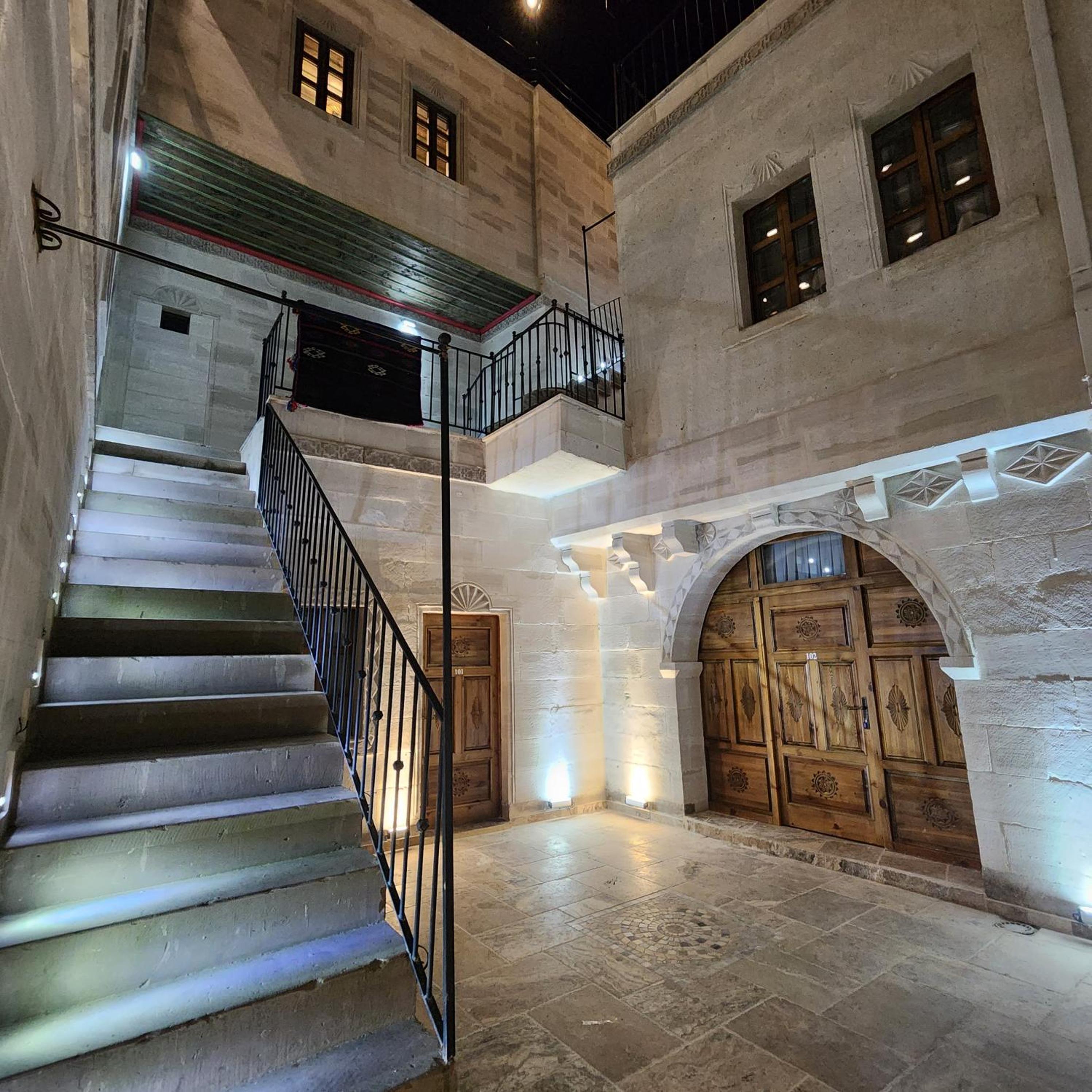 Noah's Ark Cave Hotel - Image 144