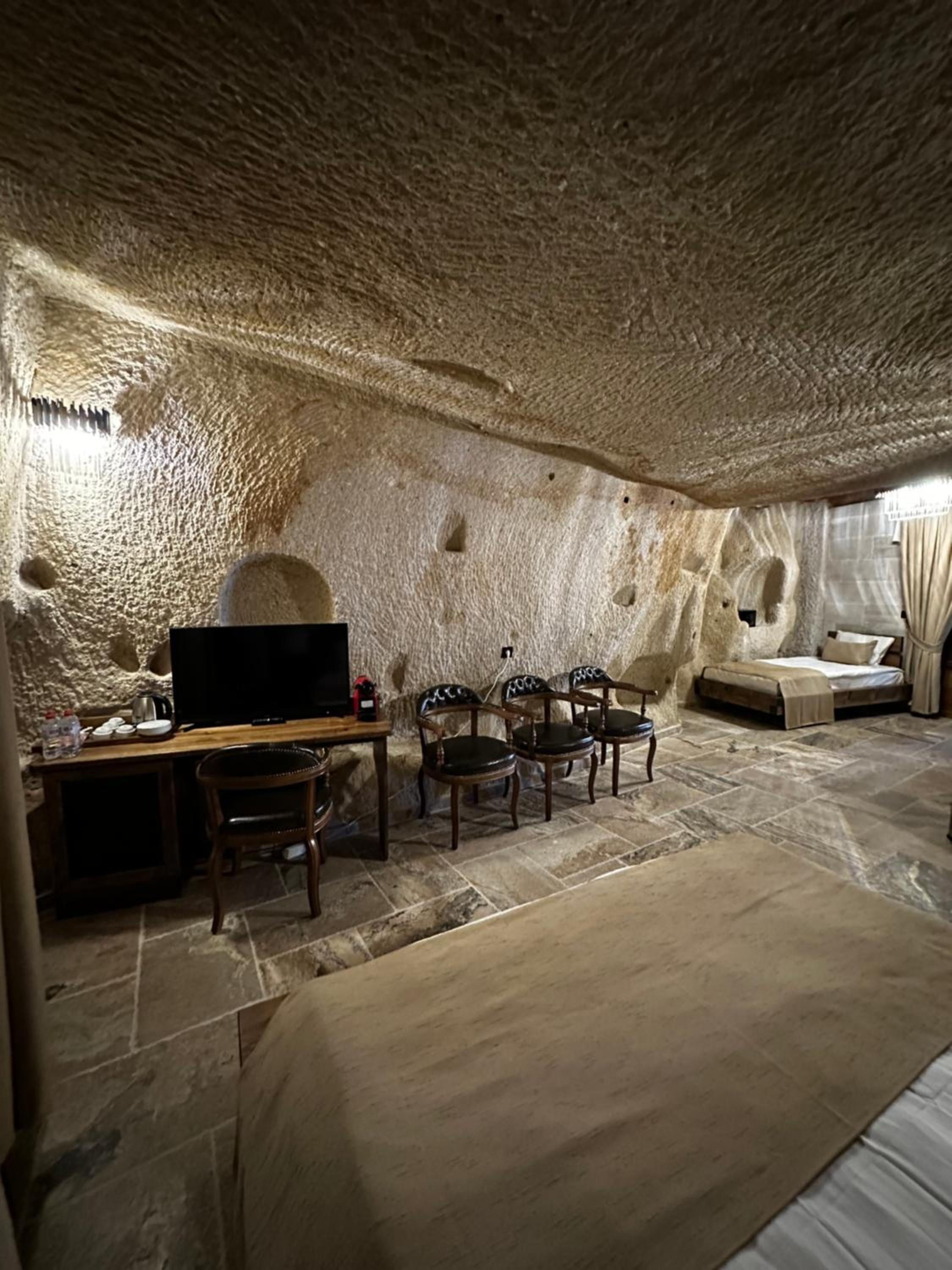 Noah's Ark Cave Hotel - Image 126