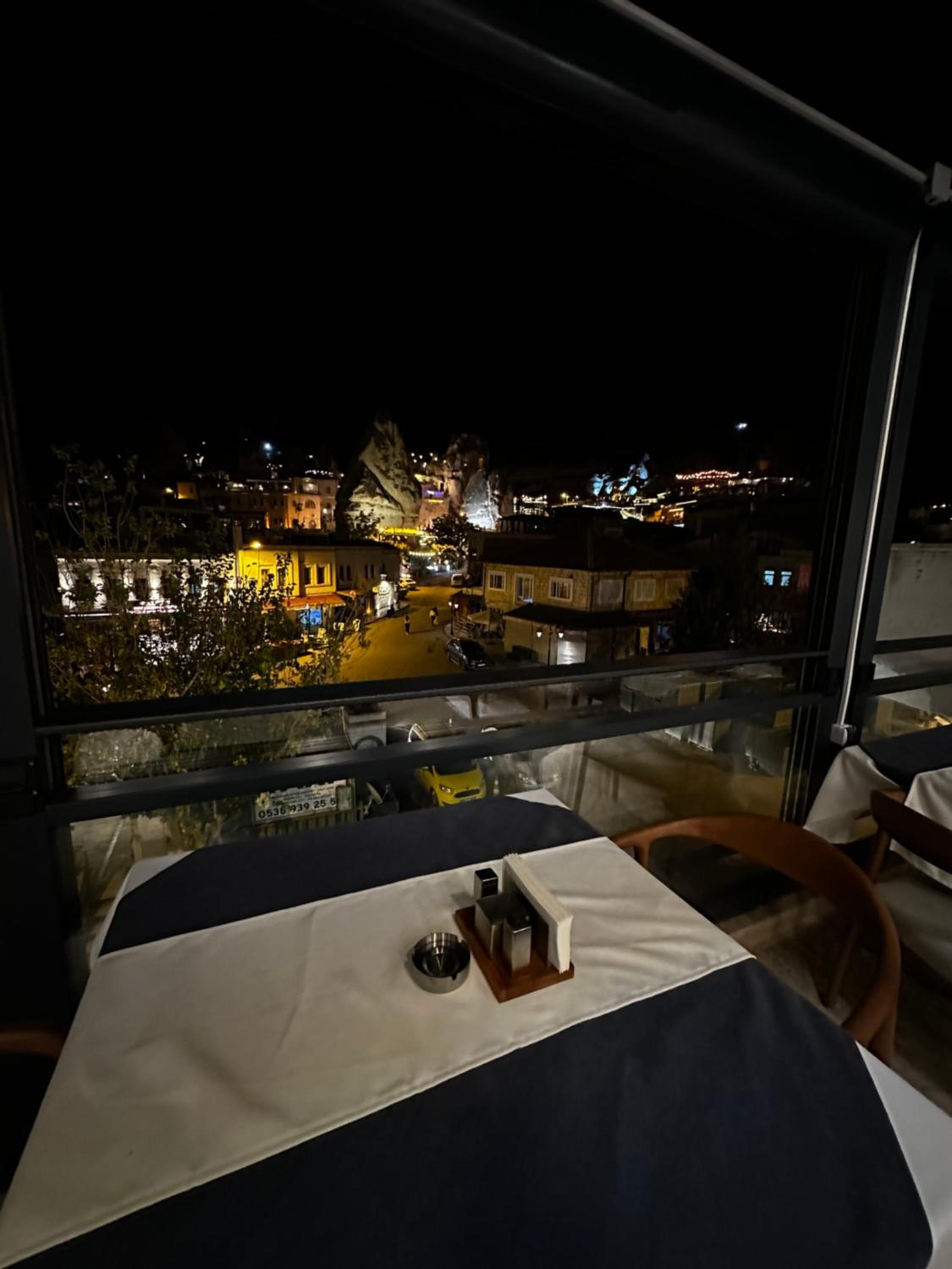 Noah's Ark Cave Hotel - Image 8