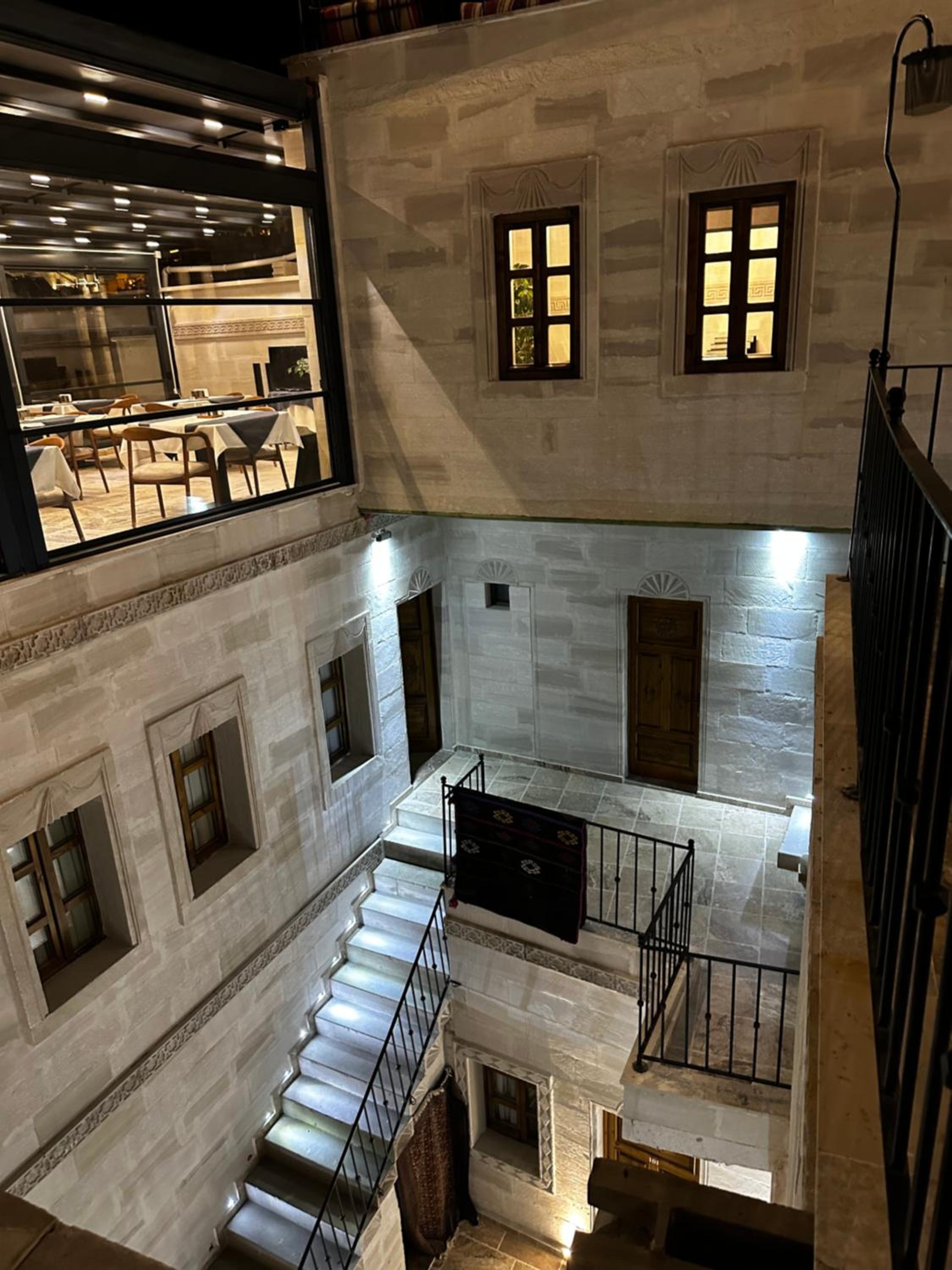 Noah's Ark Cave Hotel - Image 16