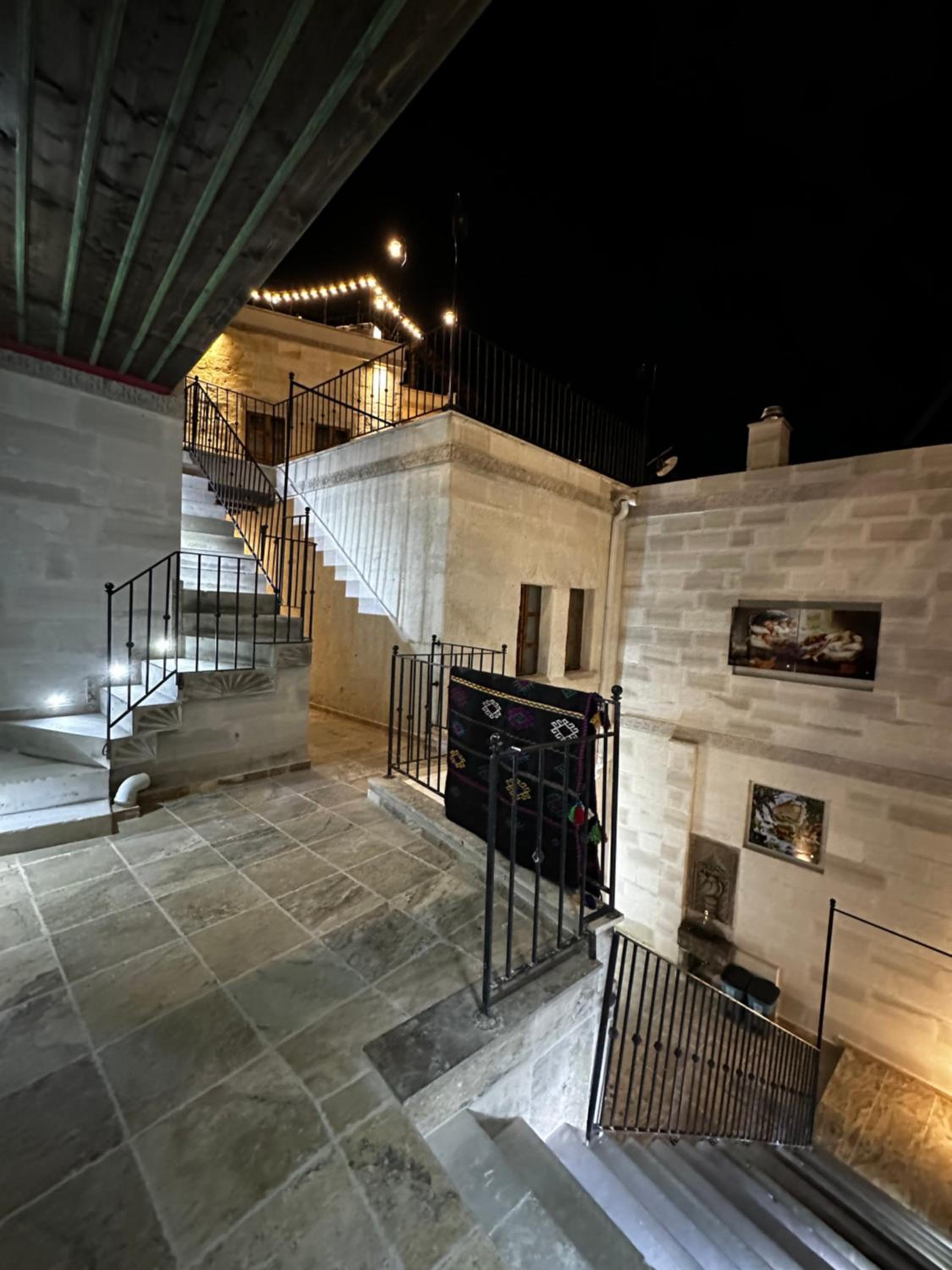 Noah's Ark Cave Hotel - Image 176