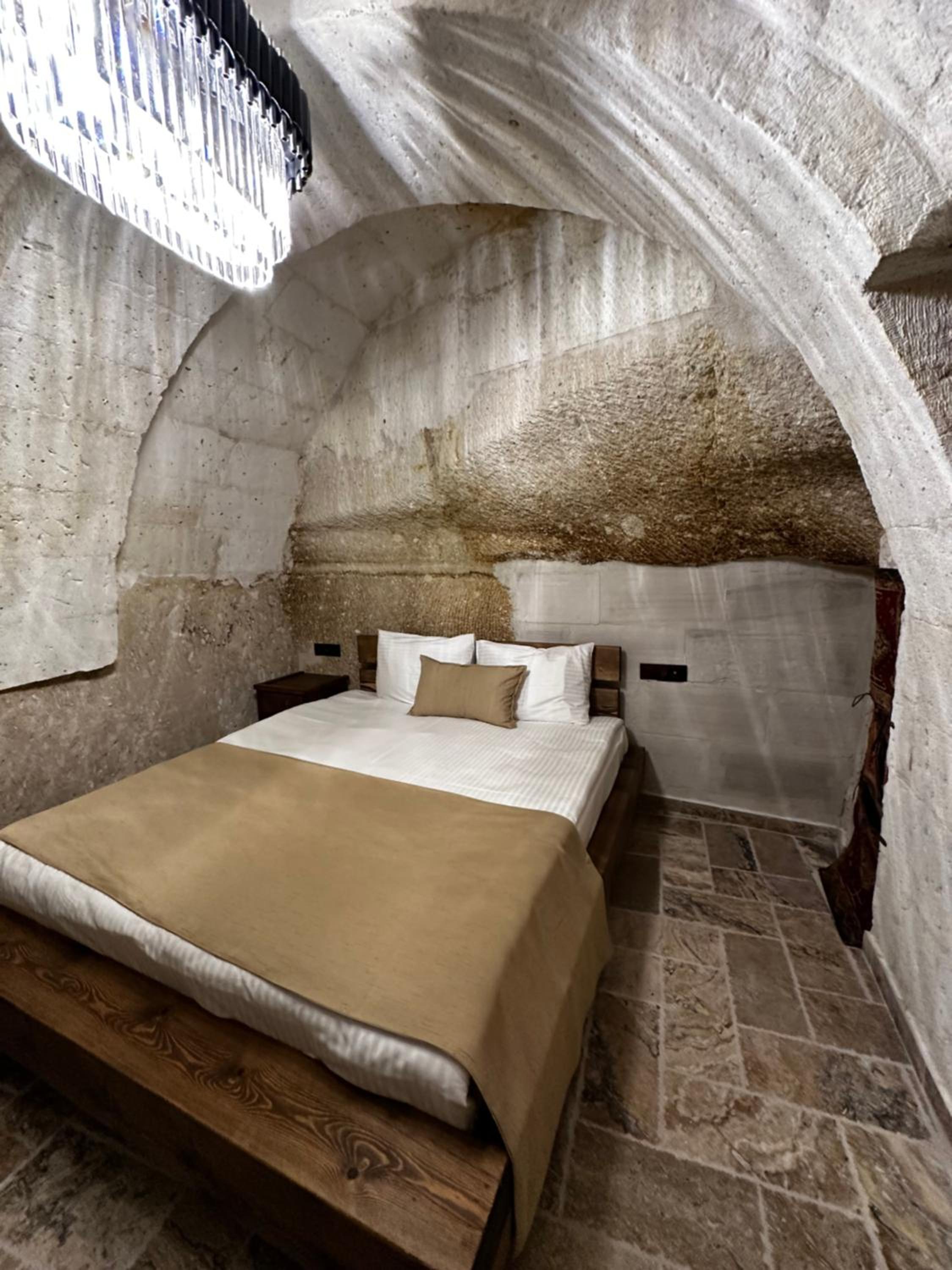 Noah's Ark Cave Hotel - Image 177