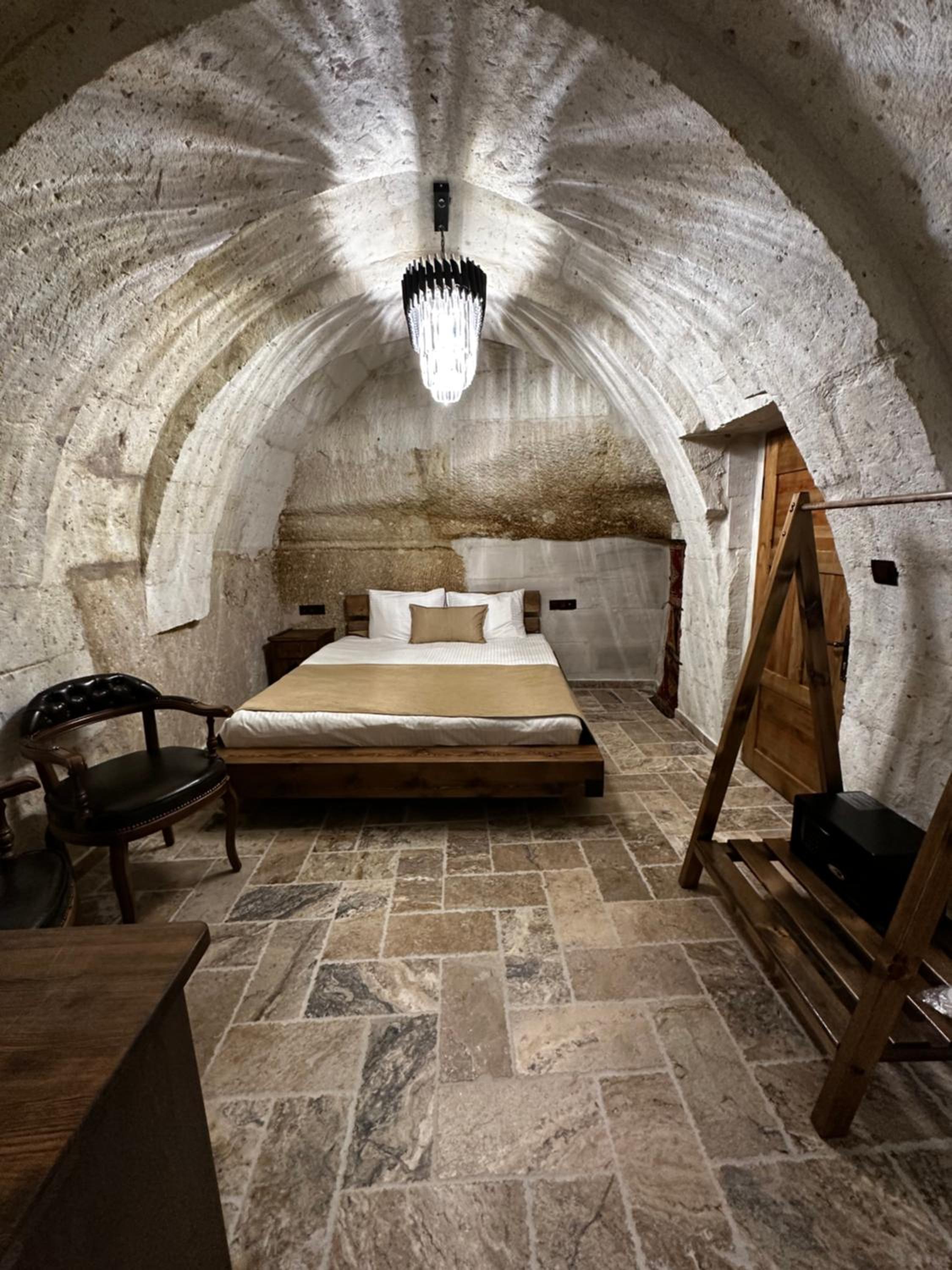 Noah's Ark Cave Hotel - Image 182