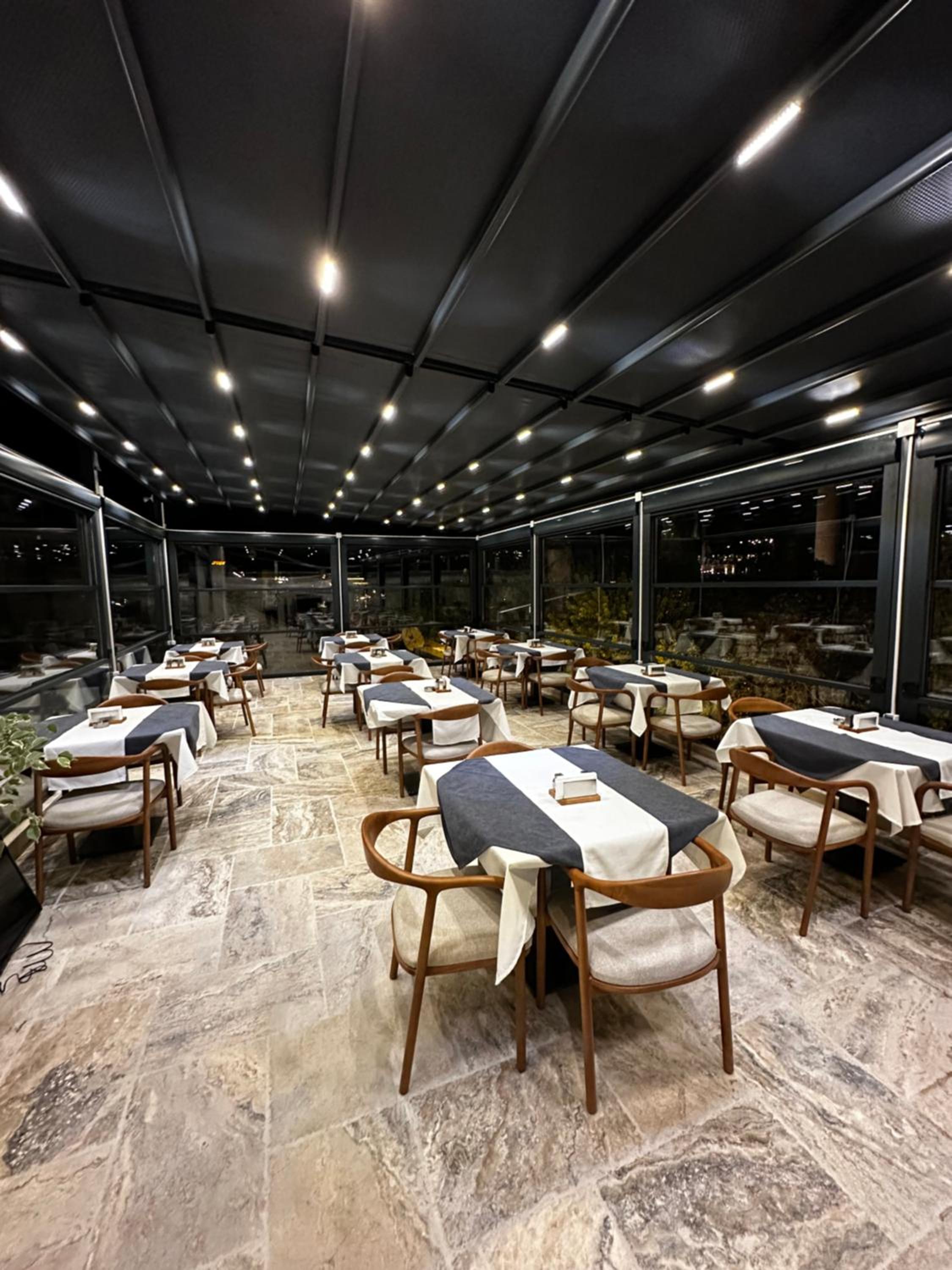 Noah's Ark Cave Hotel - Image 183