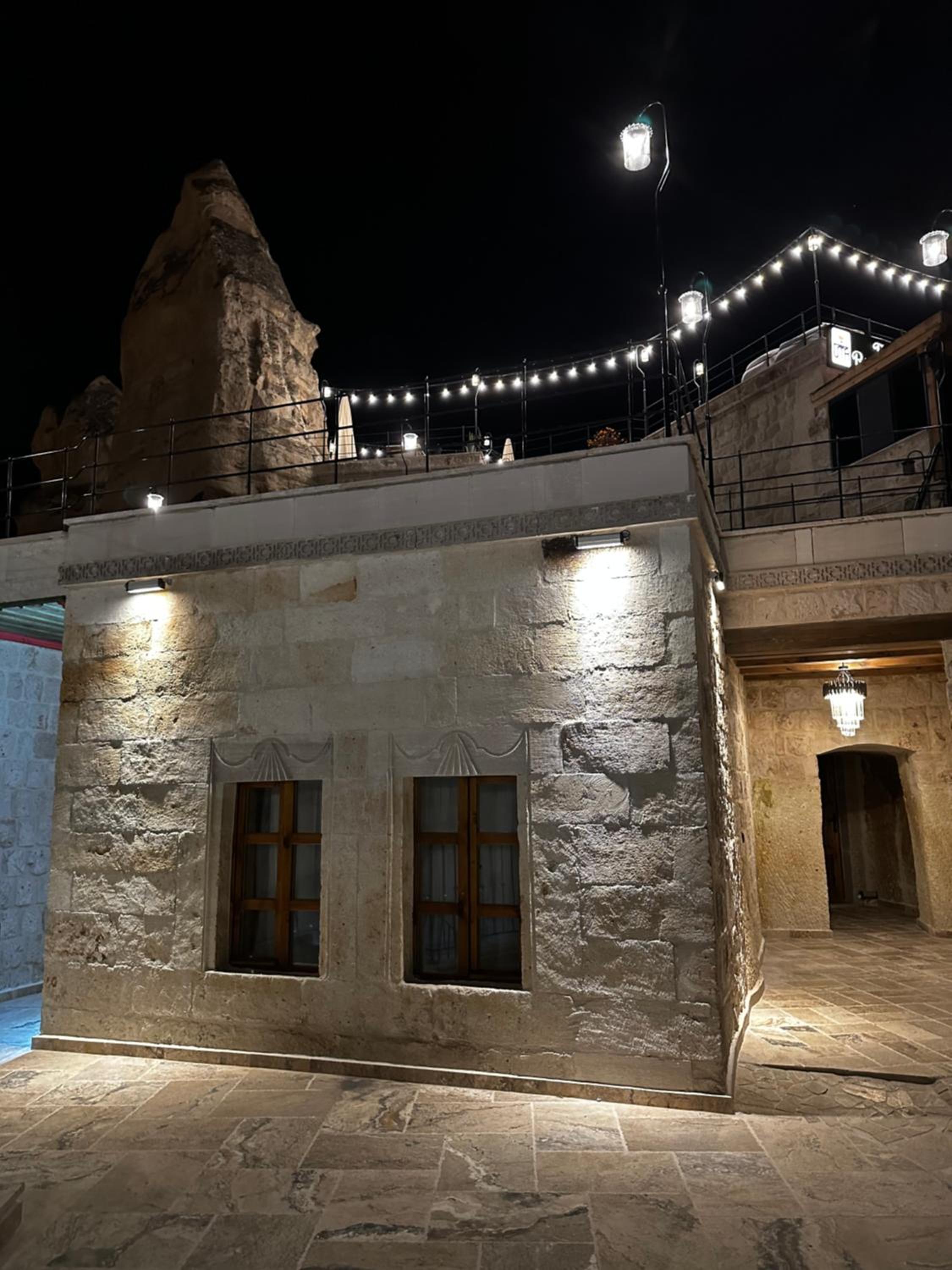 Noah's Ark Cave Hotel - Image 184