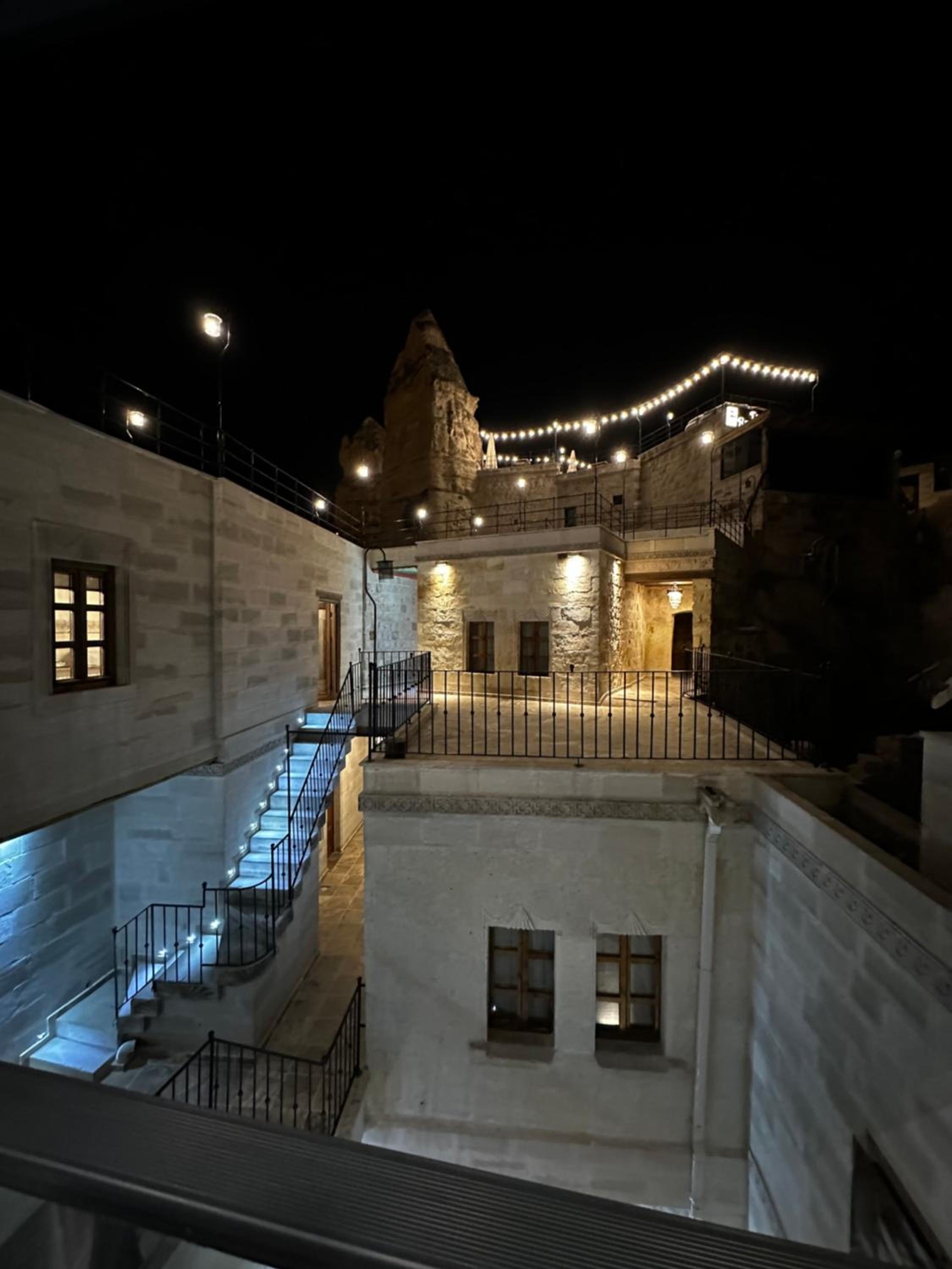 Noah's Ark Cave Hotel - Image 18