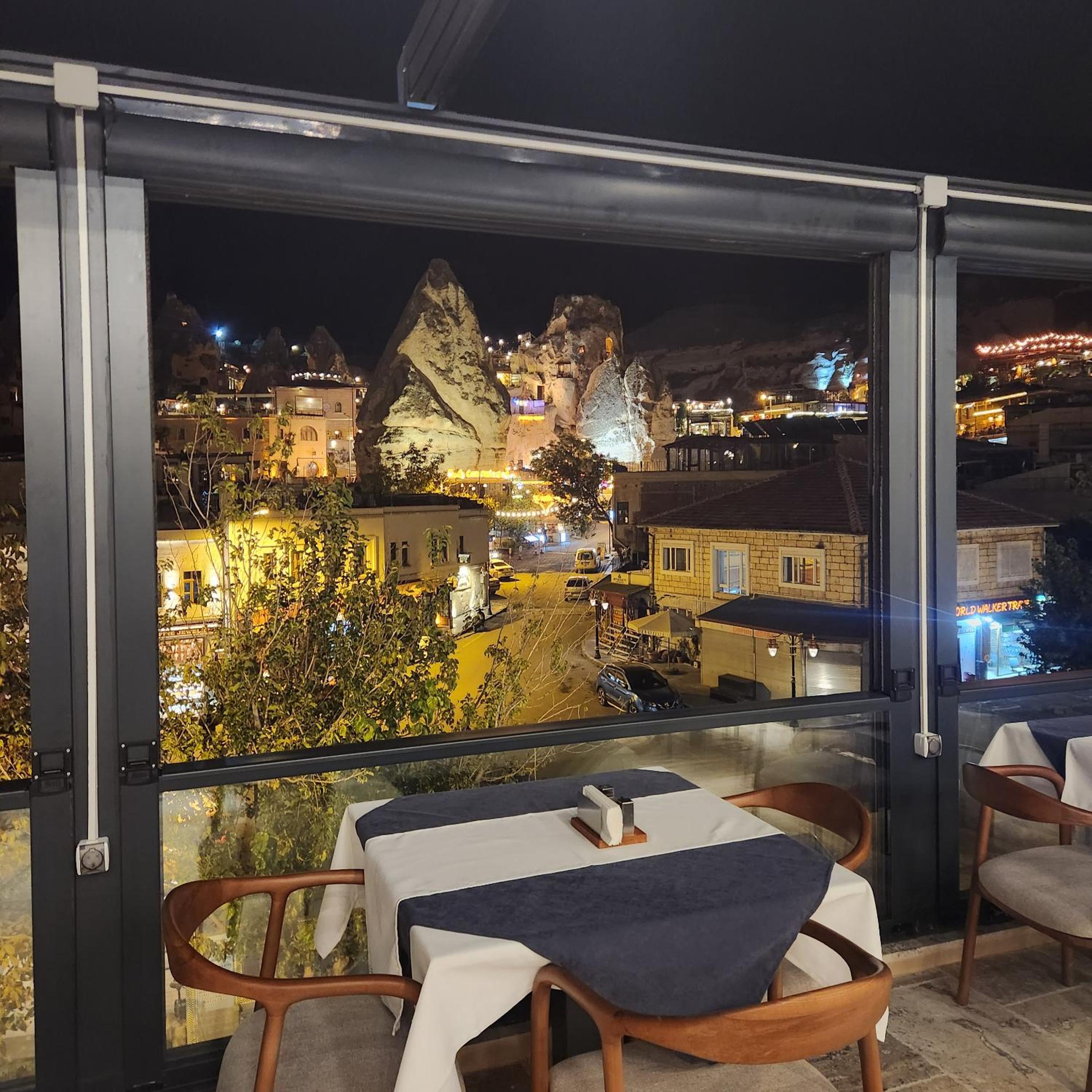 Noah's Ark Cave Hotel - Image 189