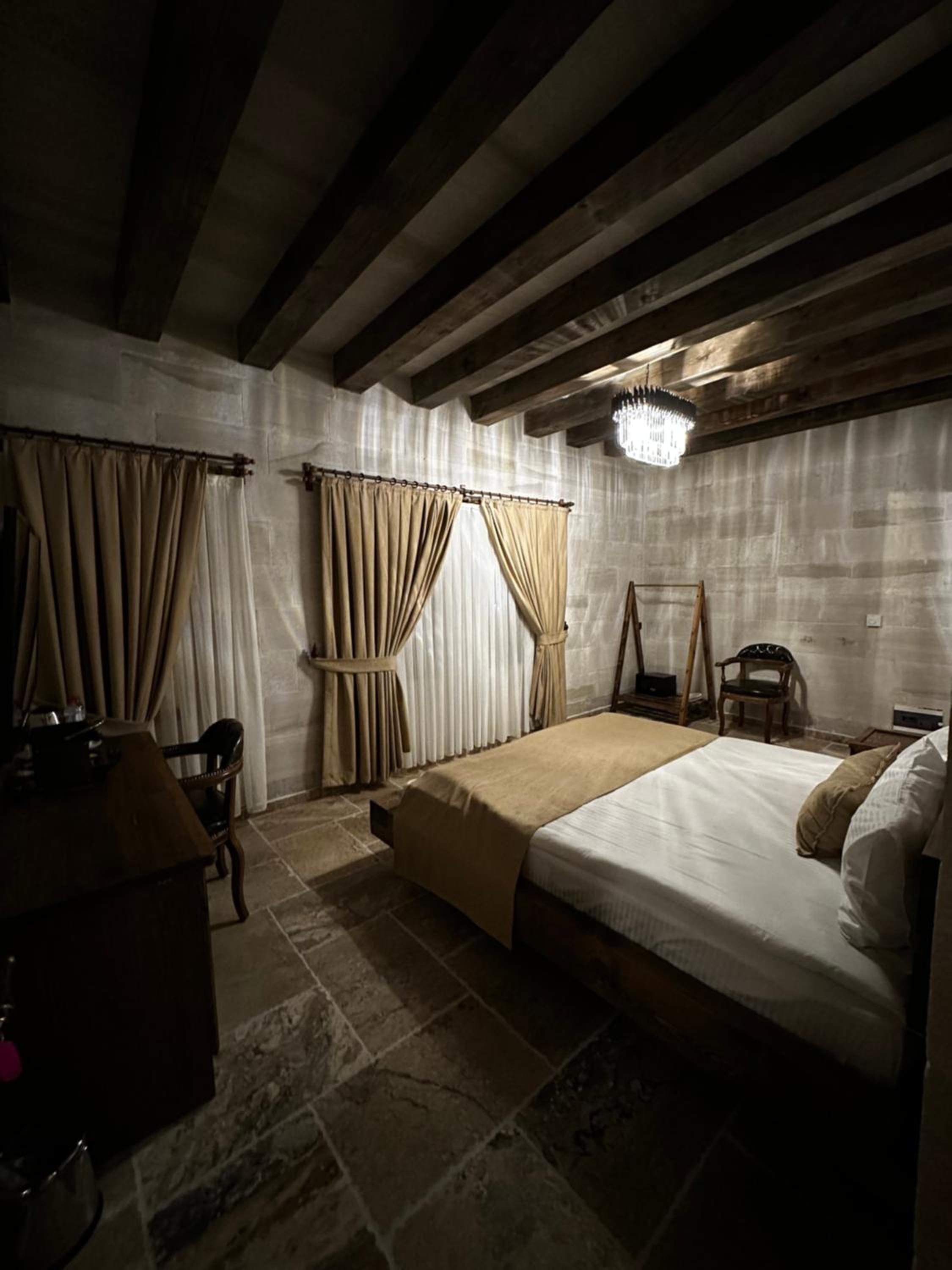 Noah's Ark Cave Hotel - Image 190