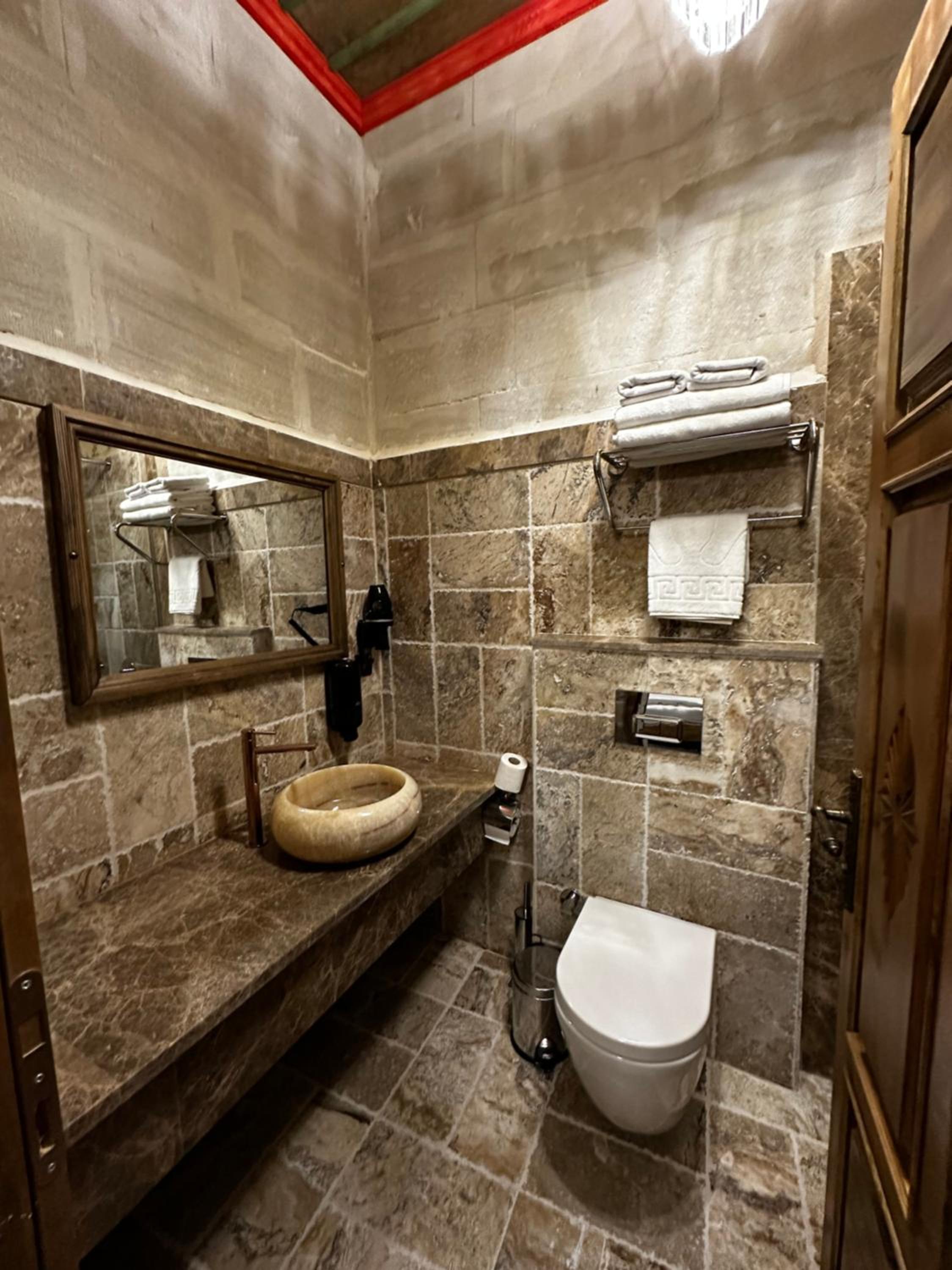 Noah's Ark Cave Hotel - Image 199