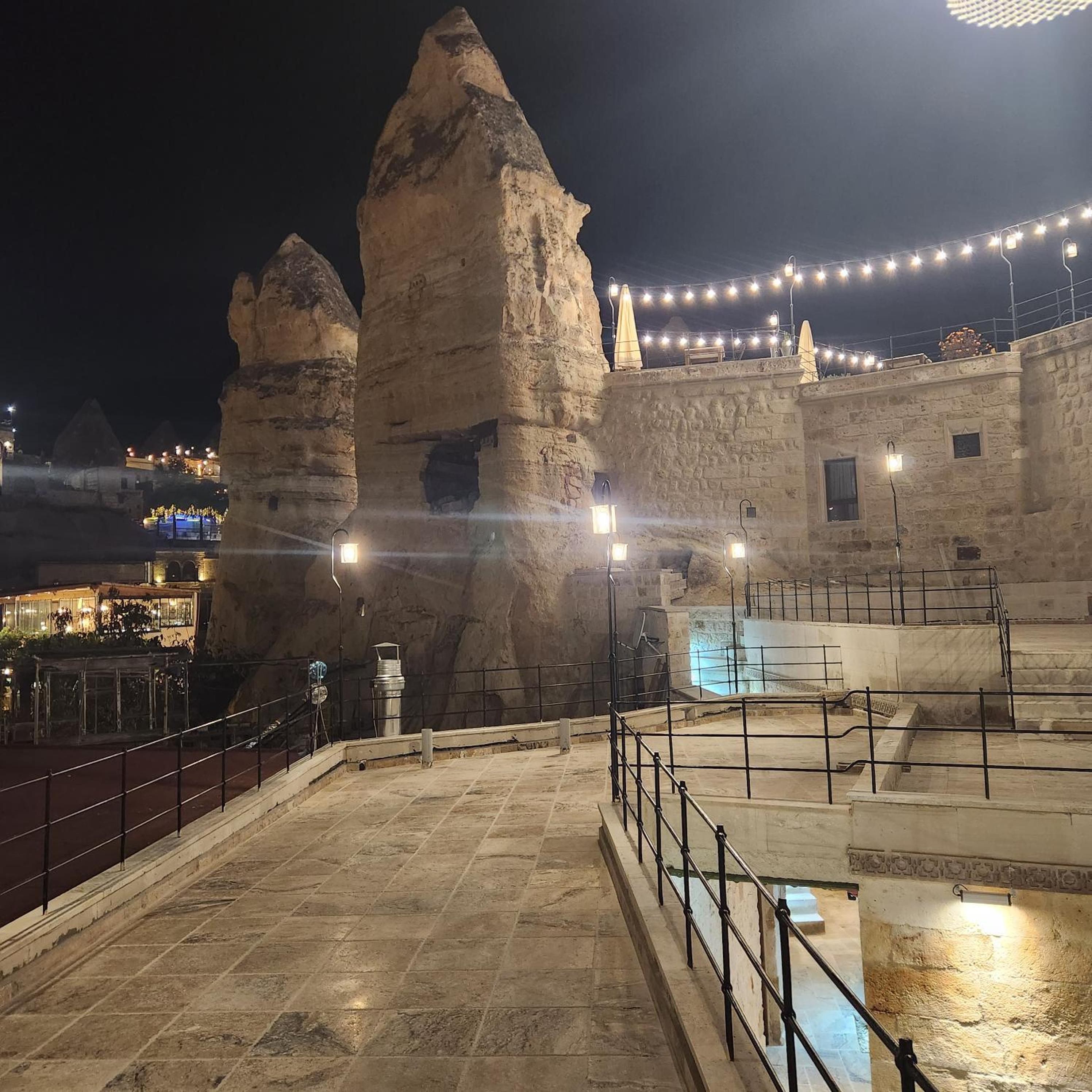 Noah's Ark Cave Hotel - Image 200