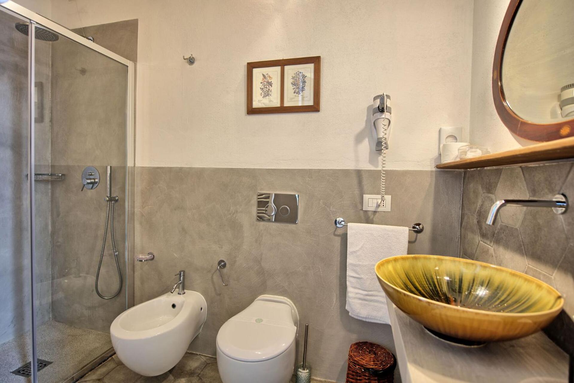 Villa Tenuta Lonciano by PosarelliVillas
