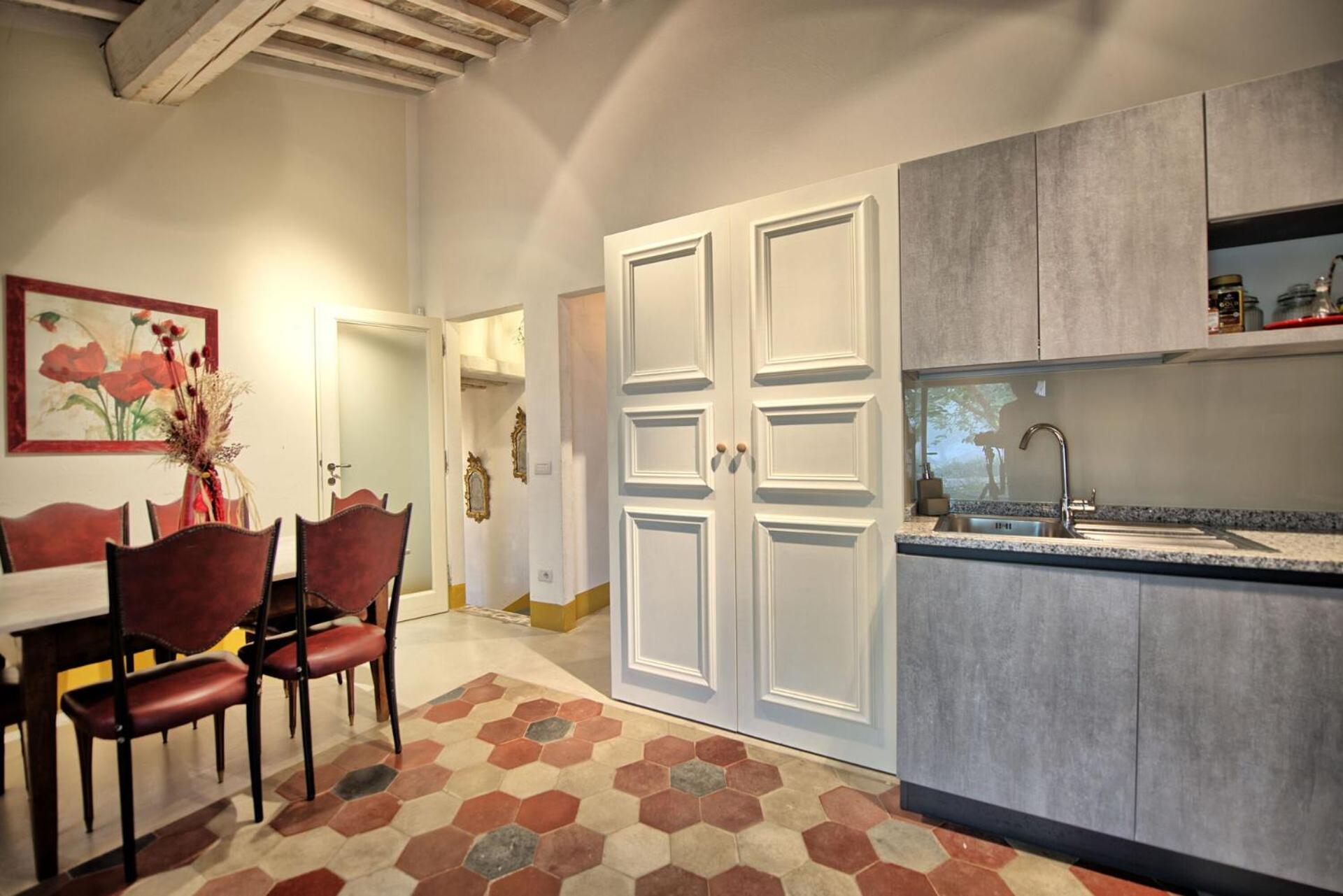 Villa Tenuta Lonciano by PosarelliVillas