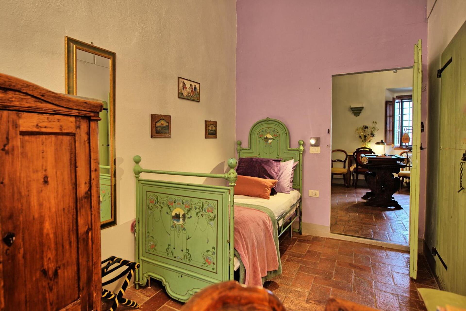 Villa Tenuta Lonciano by PosarelliVillas