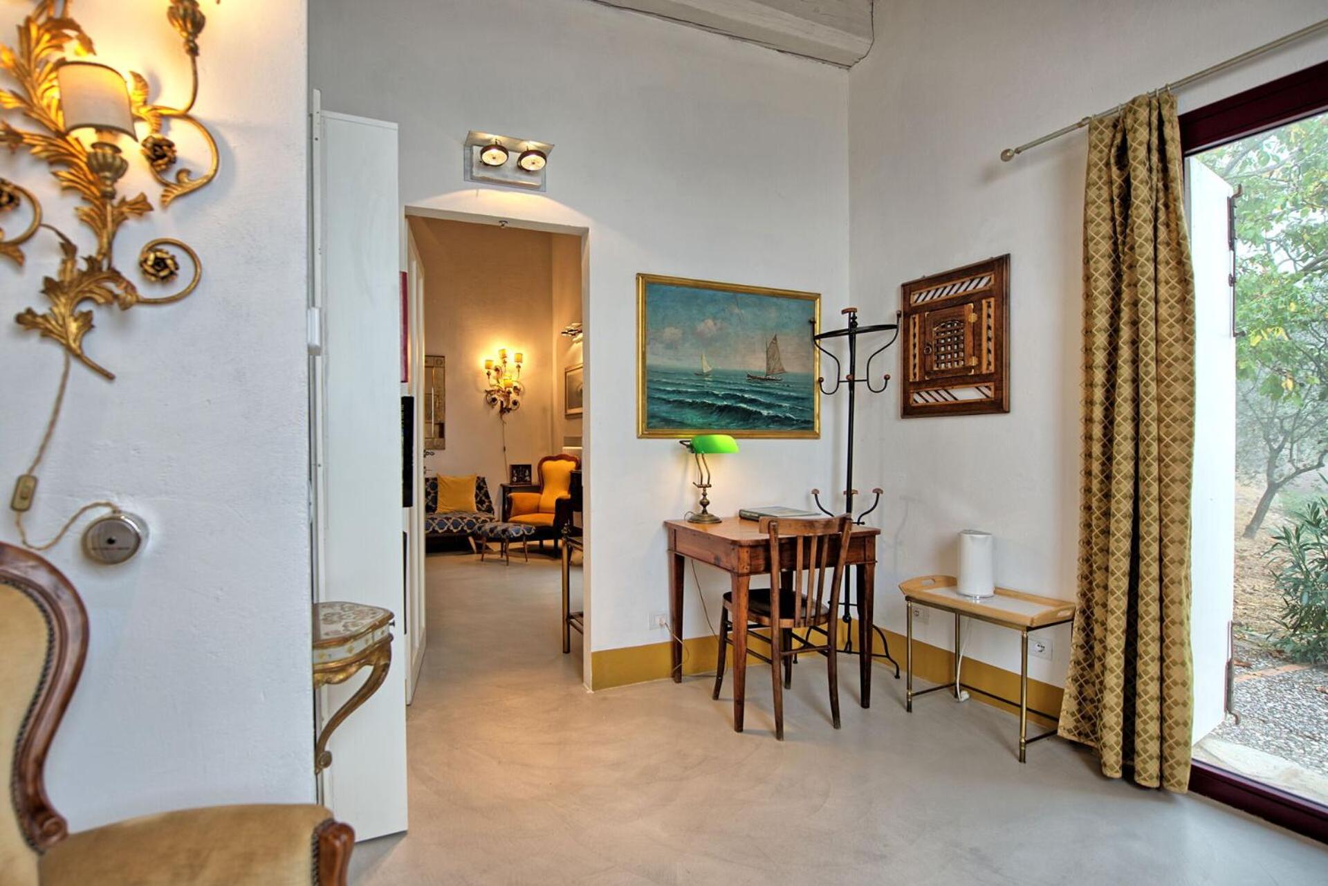 Villa Tenuta Lonciano by PosarelliVillas