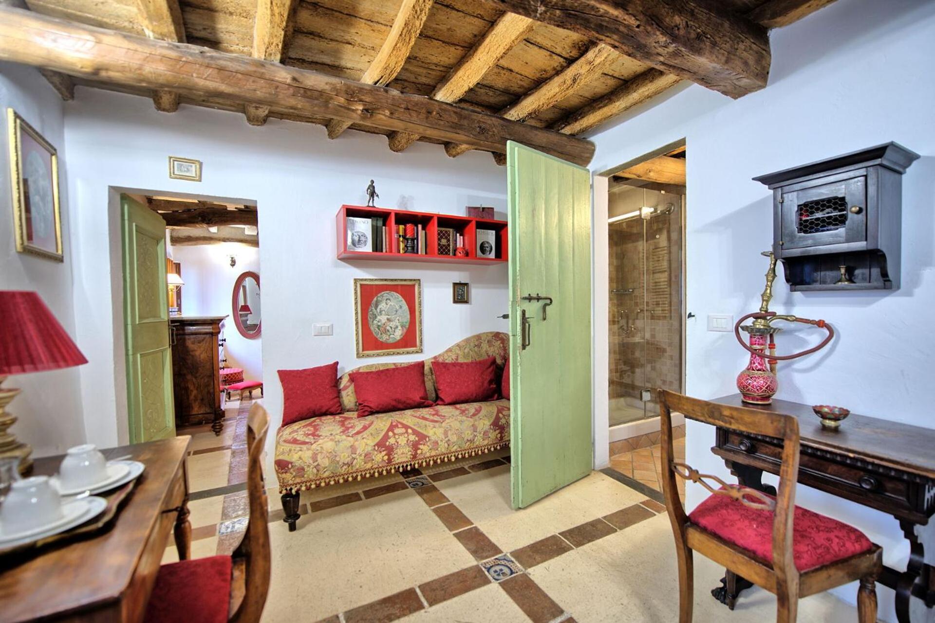 Villa Tenuta Lonciano by PosarelliVillas