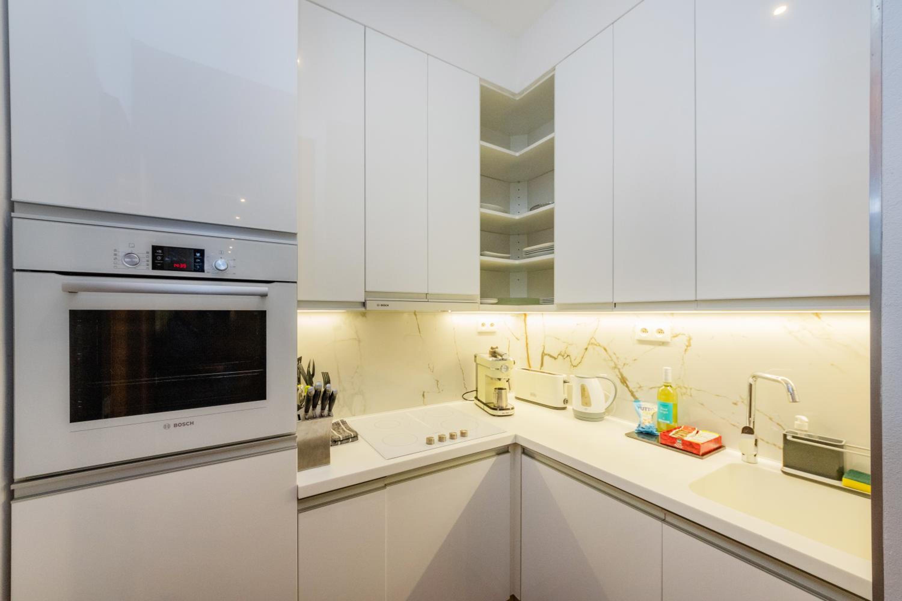 Bellevue Apartment