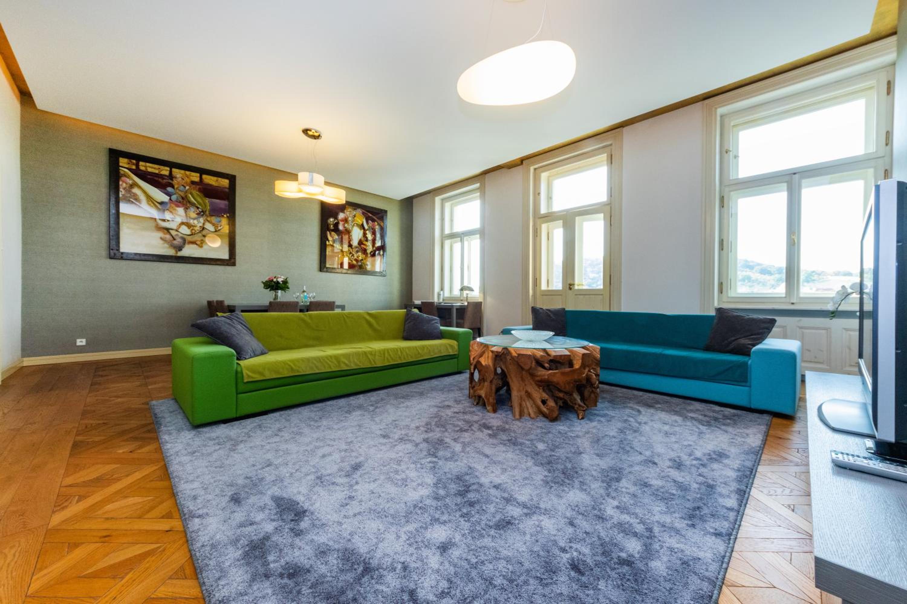 Bellevue Apartment