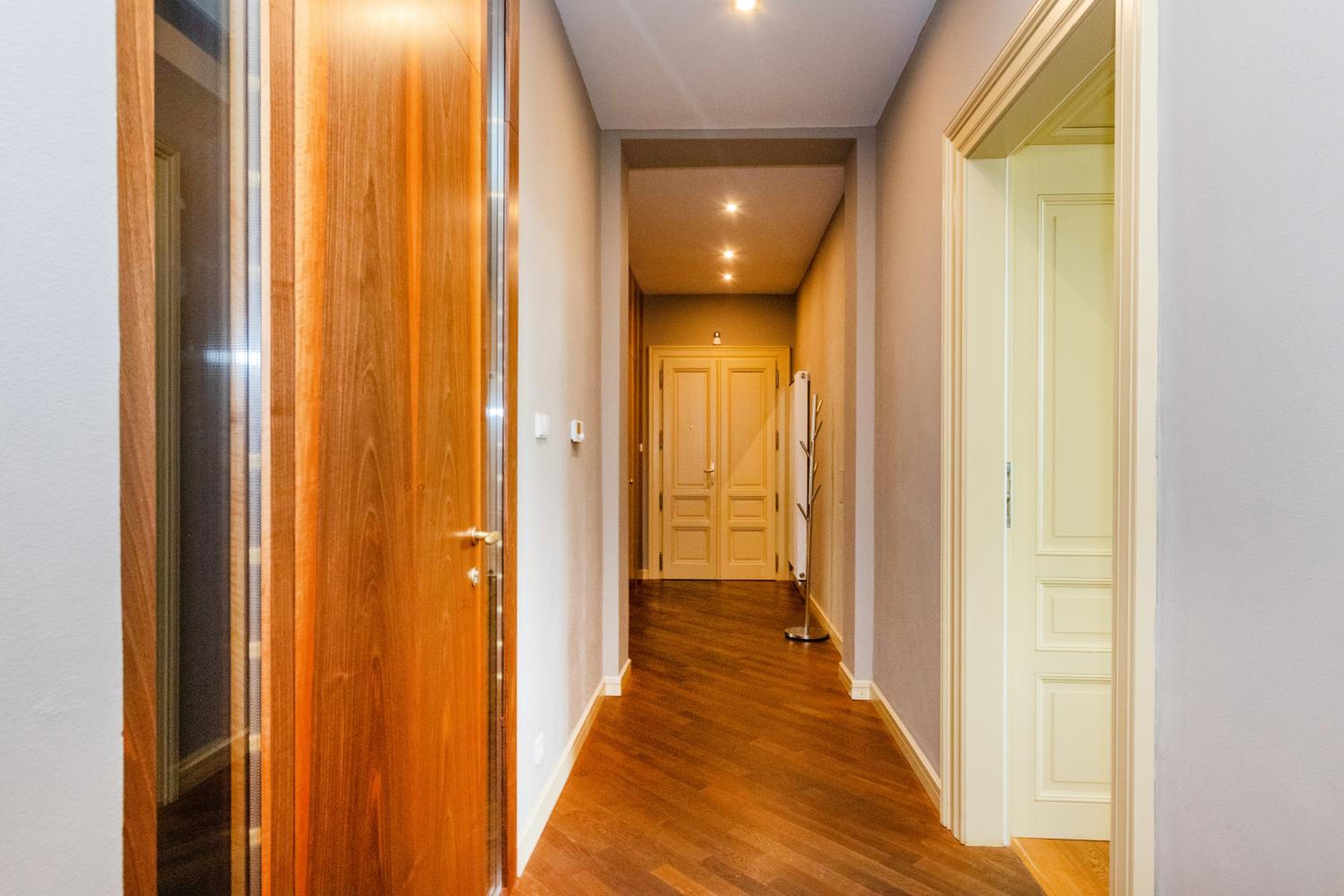 Bellevue Apartment