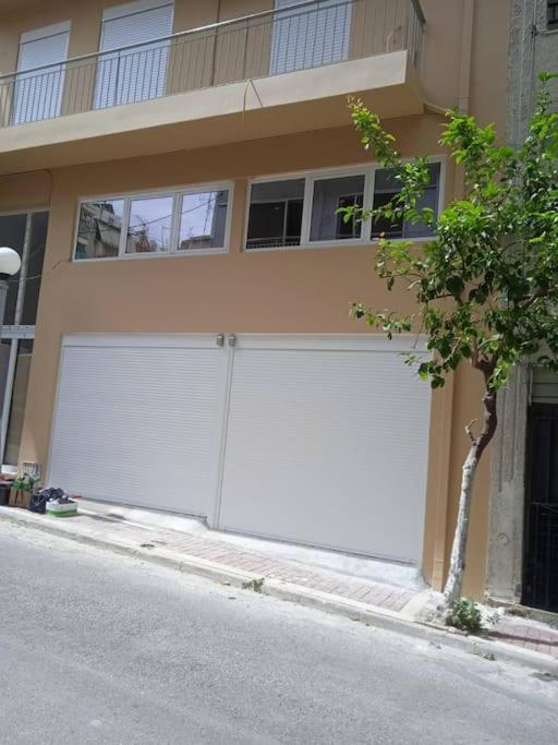 Modern flat in Dafni, up to 5 prs-4 min from metro