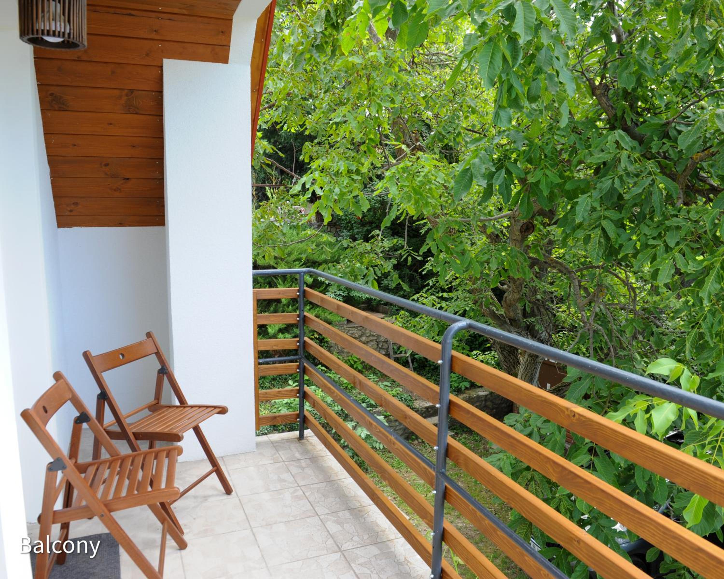 Quiet, green, relaxing place - 3 bedroom villa view 3