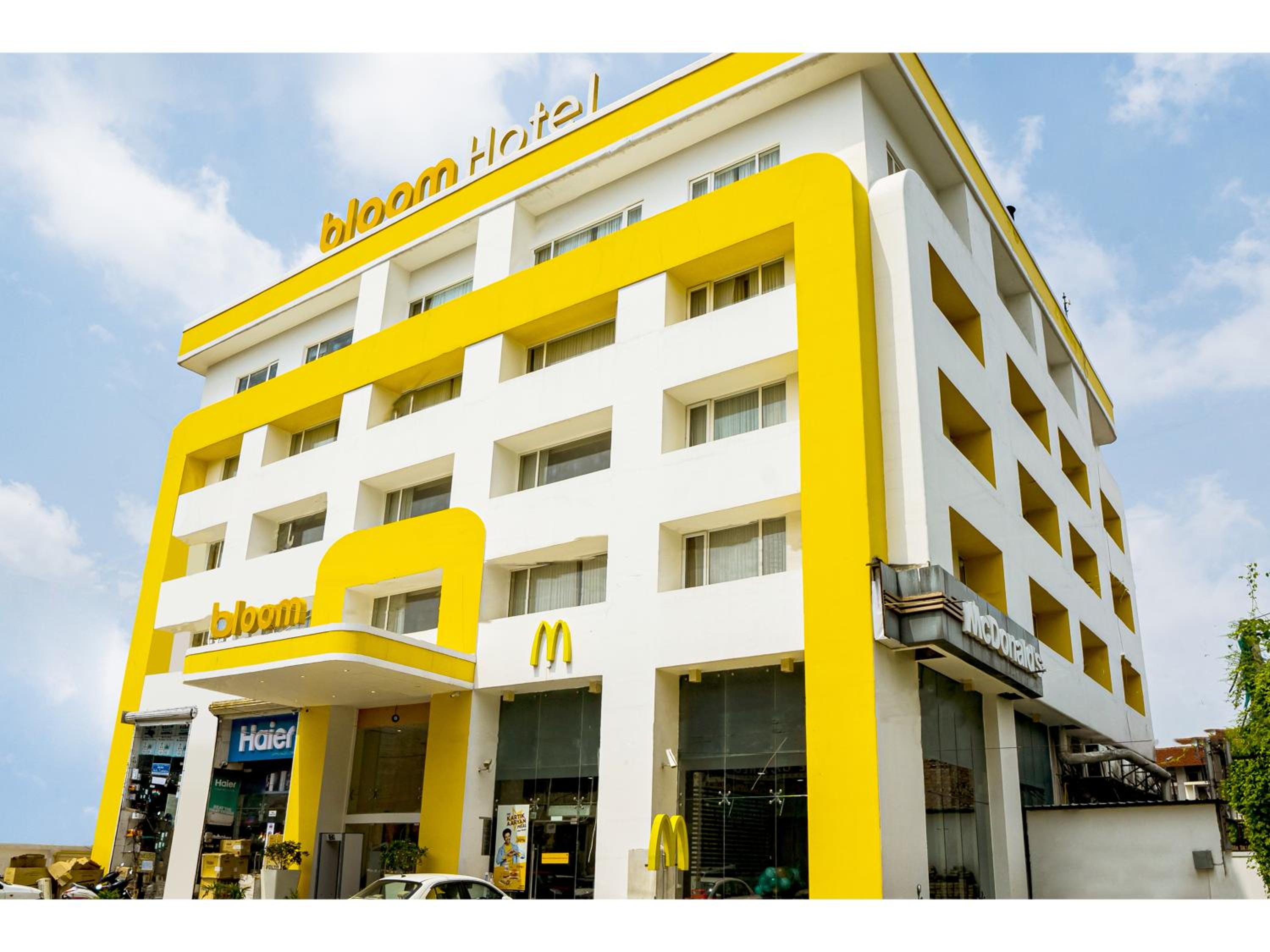 Bloom Hotel - Jammu
