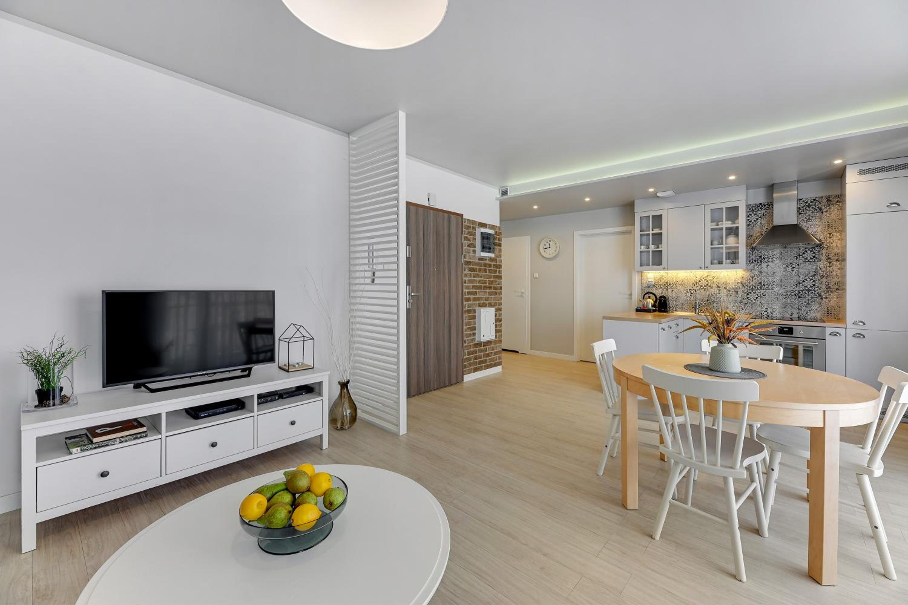 Chmielna Park - City Center & Parking by Downtown Apartments