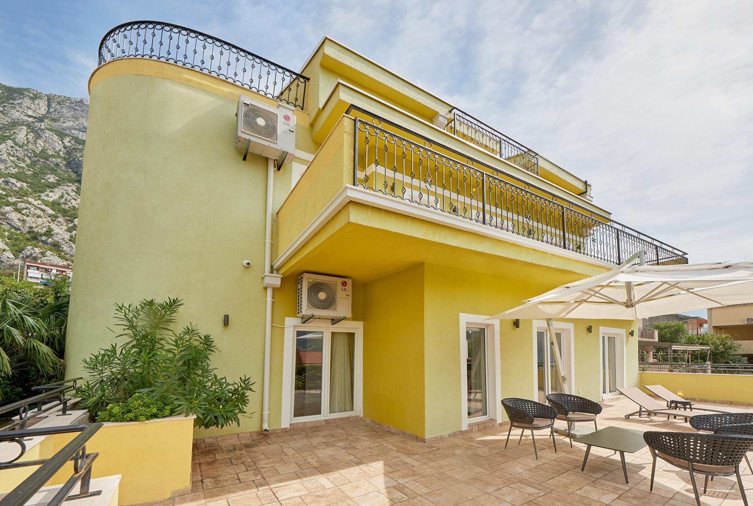2montenegro MIMOZA Apartments