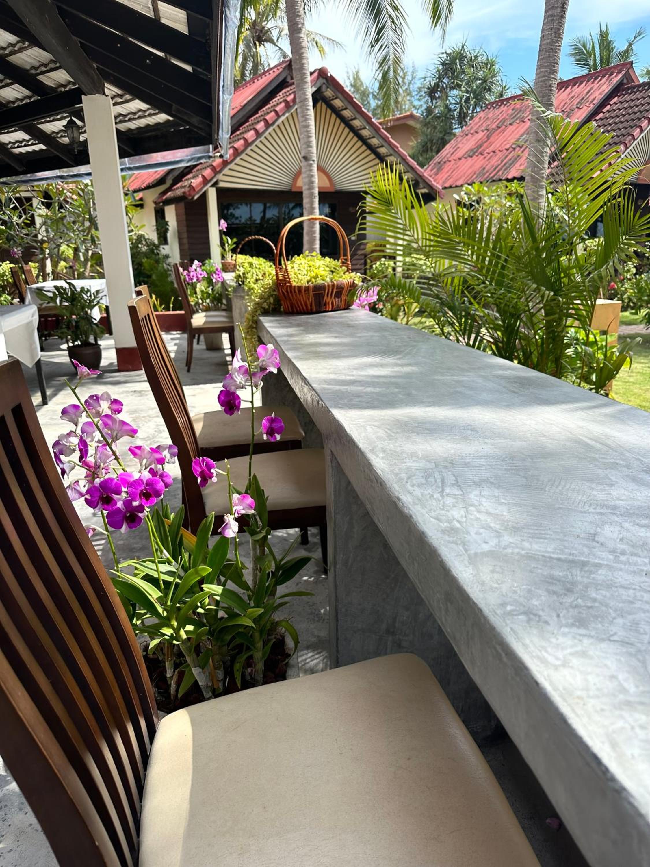 Noble House Beach Resort