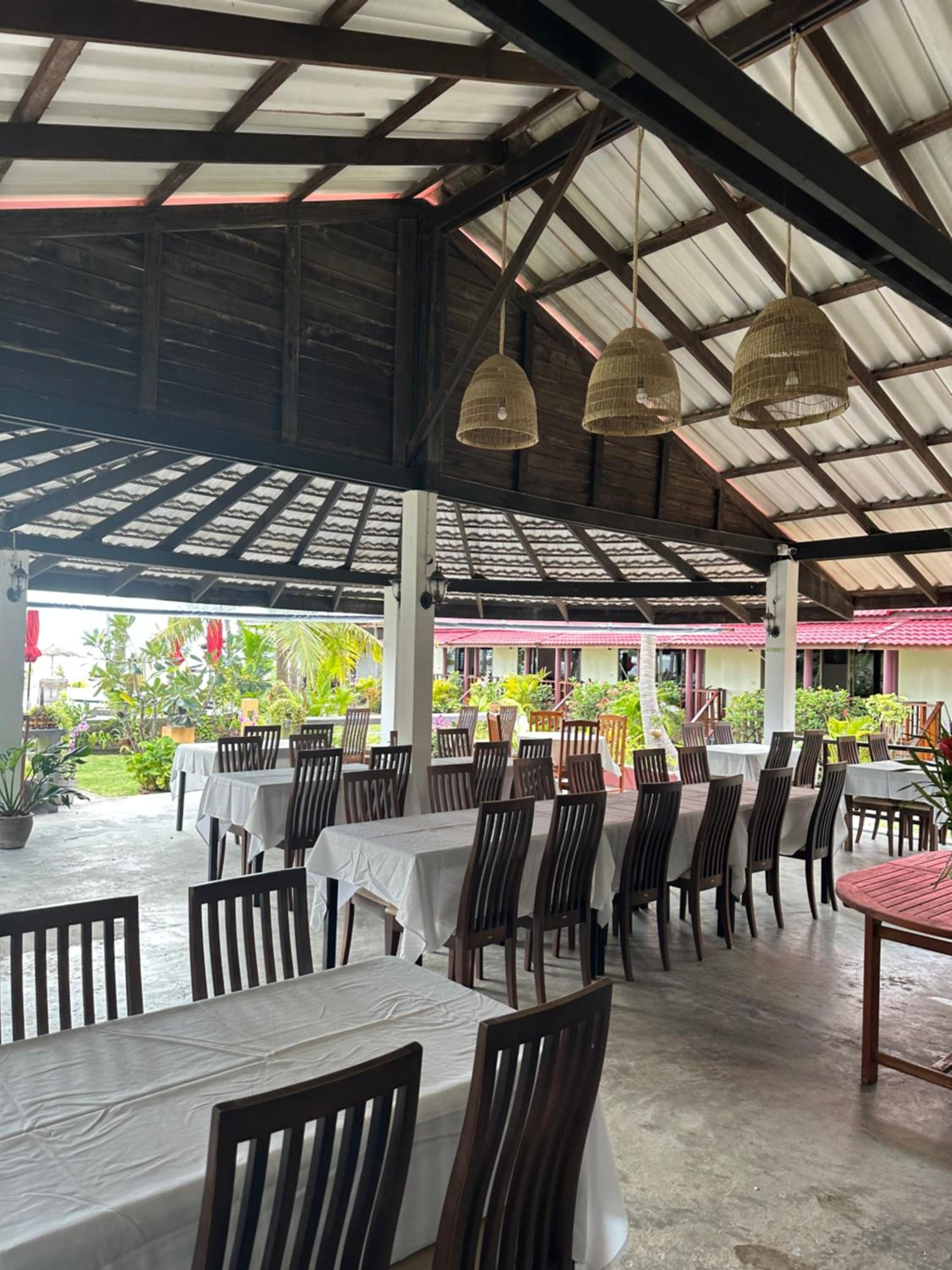 Noble House Beach Resort