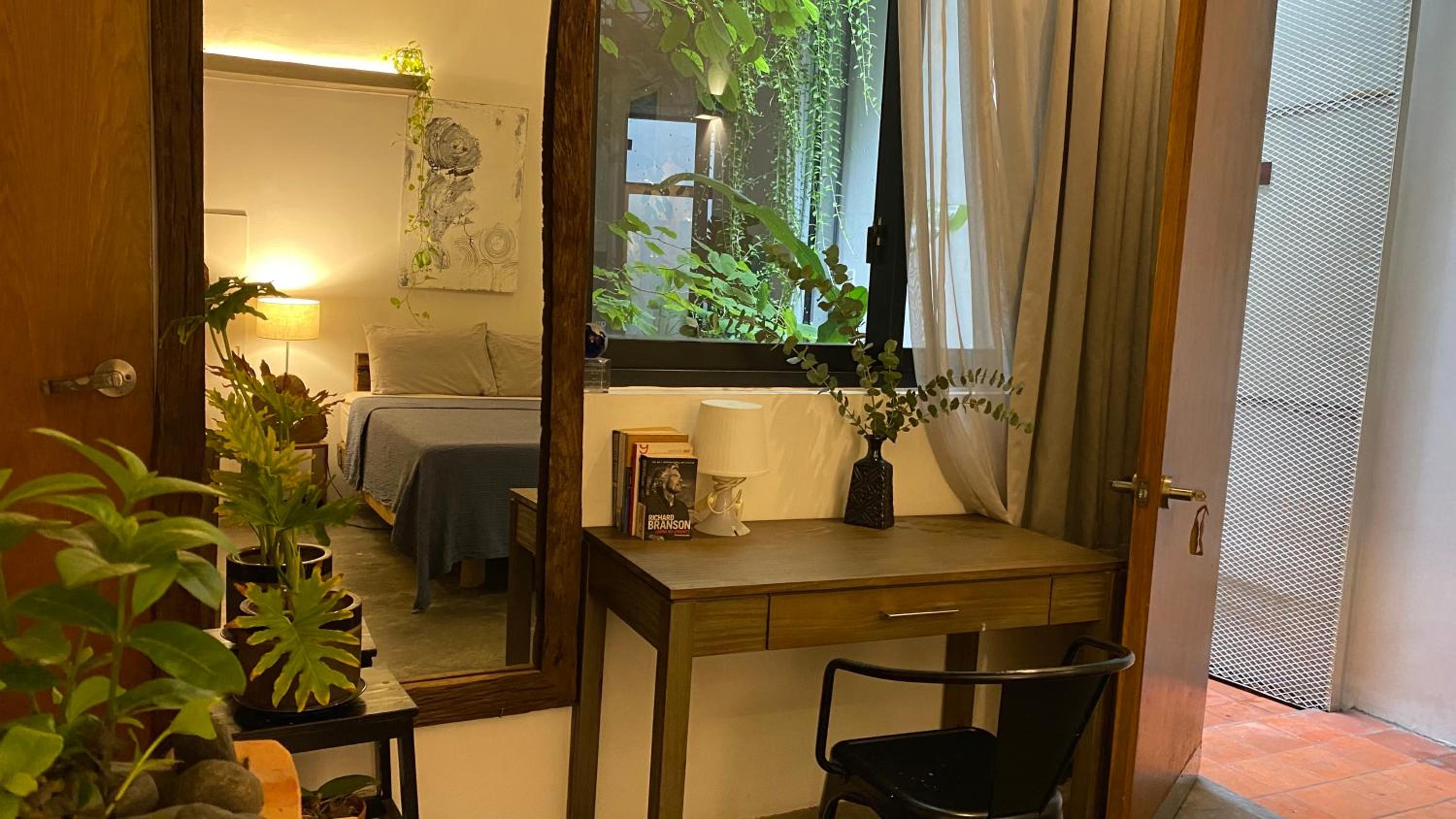 Notre Maison 8 Saigon close Landmark 81 building