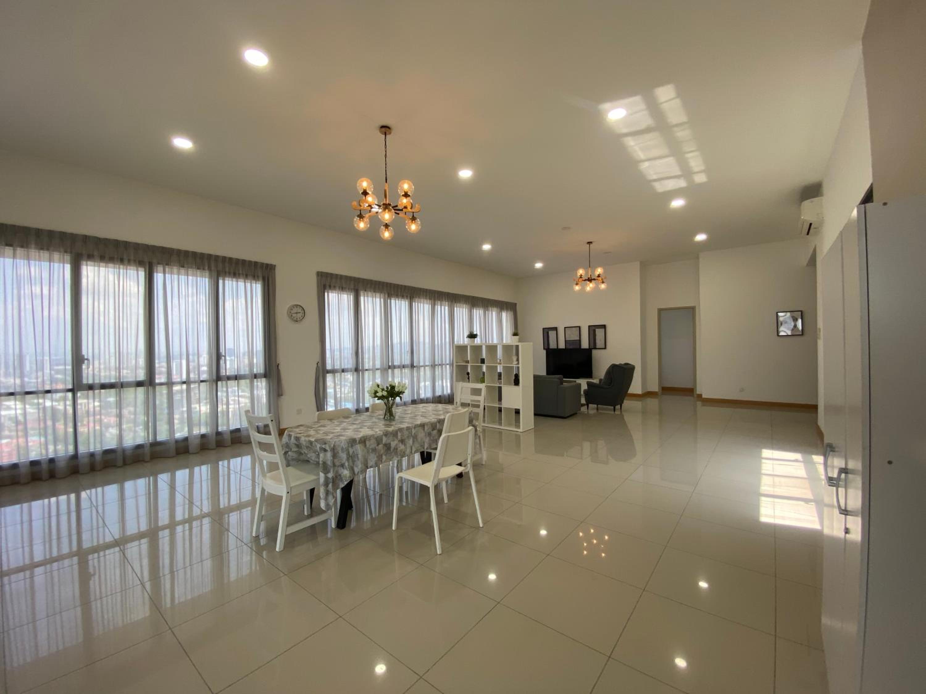 KL Gateway Penthouse by Cobnb - 10Pax