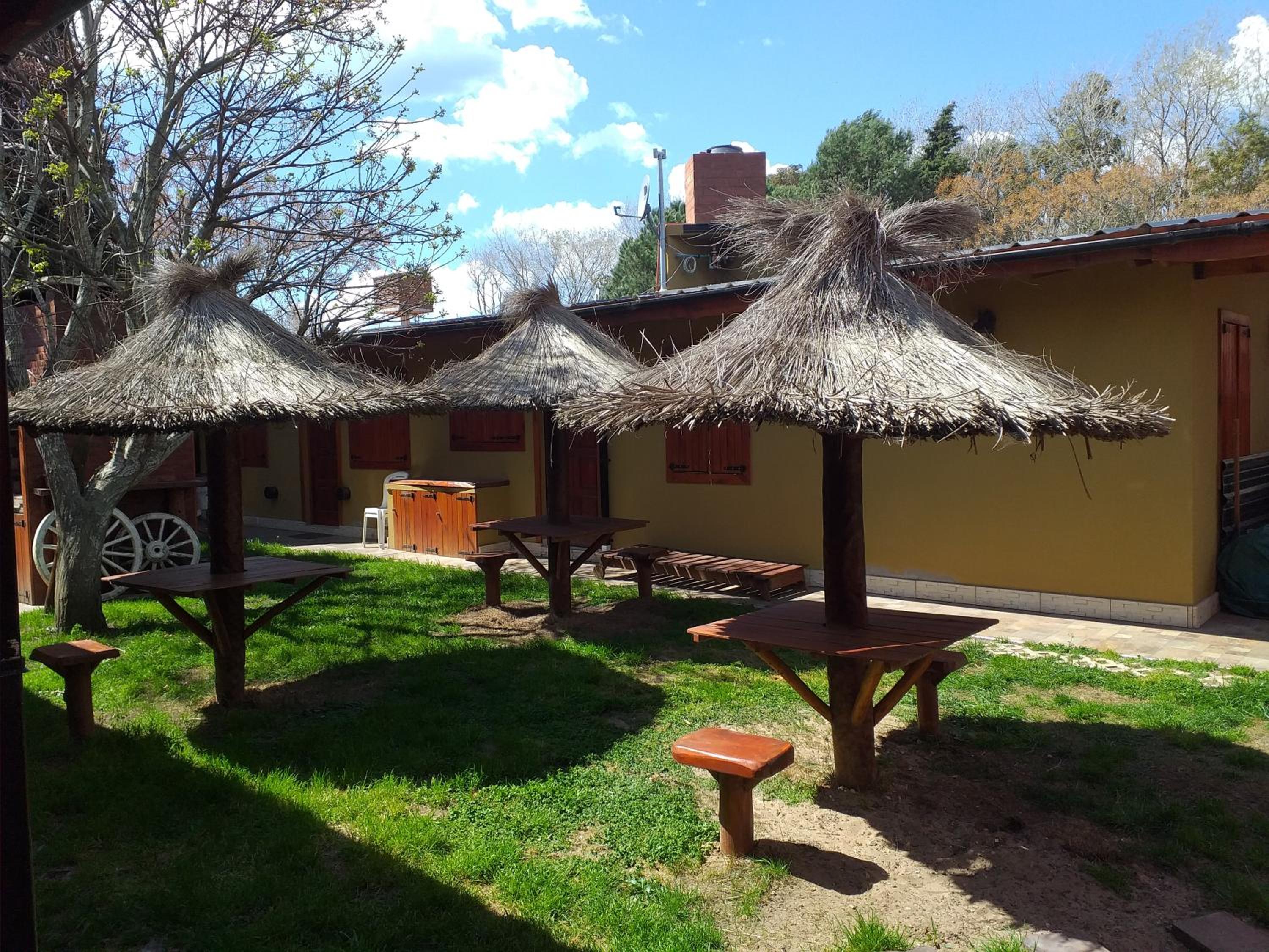LOS AROMOS