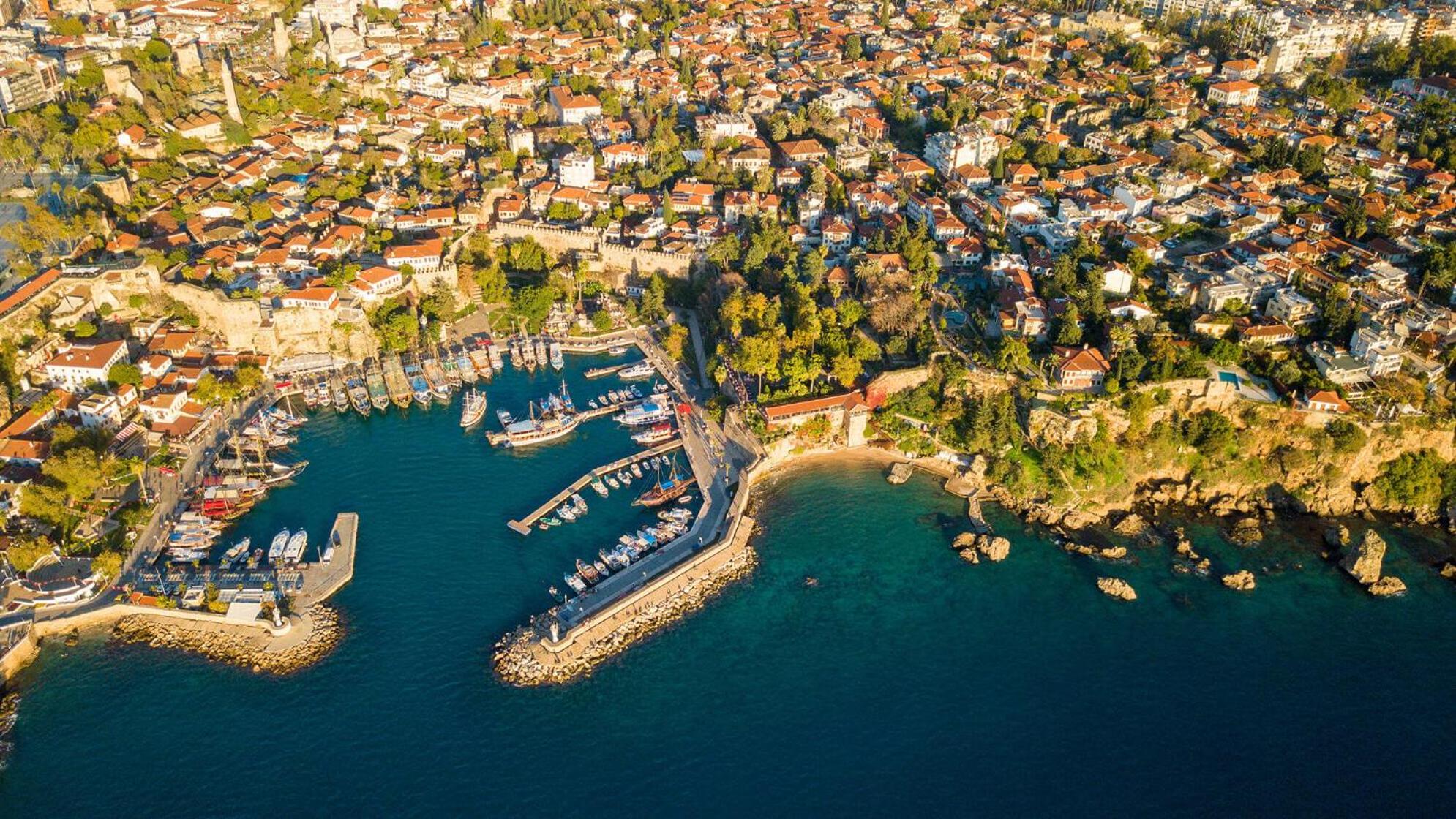Sea town utku