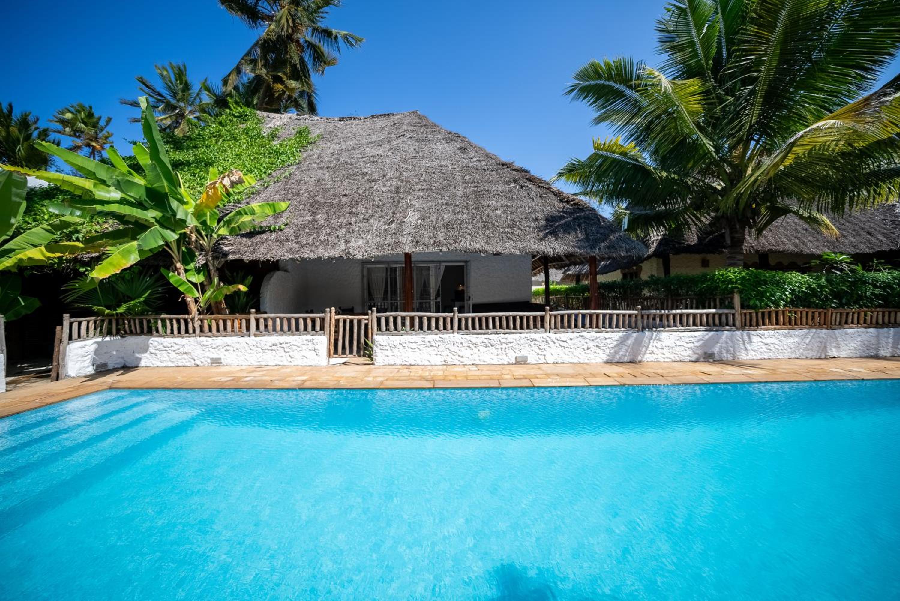 Villa Jiwe with Pool ZanzibarHouses view 4
