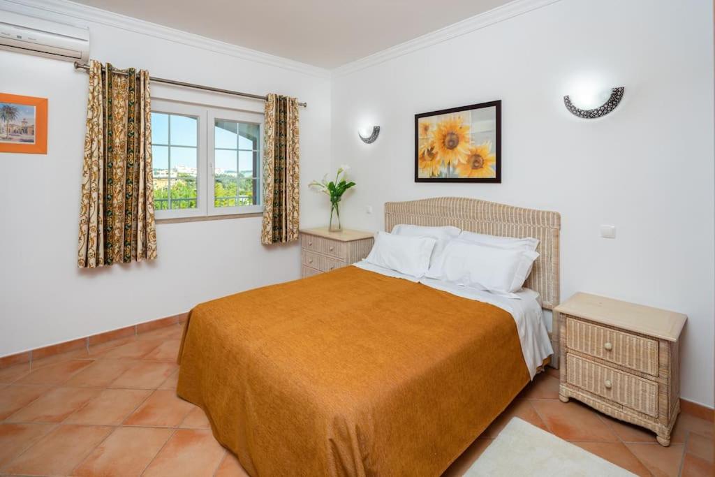 7+1 BEDROOM PRIVATE VILLA, HEATED POOL, GAMES, BBQ view 5