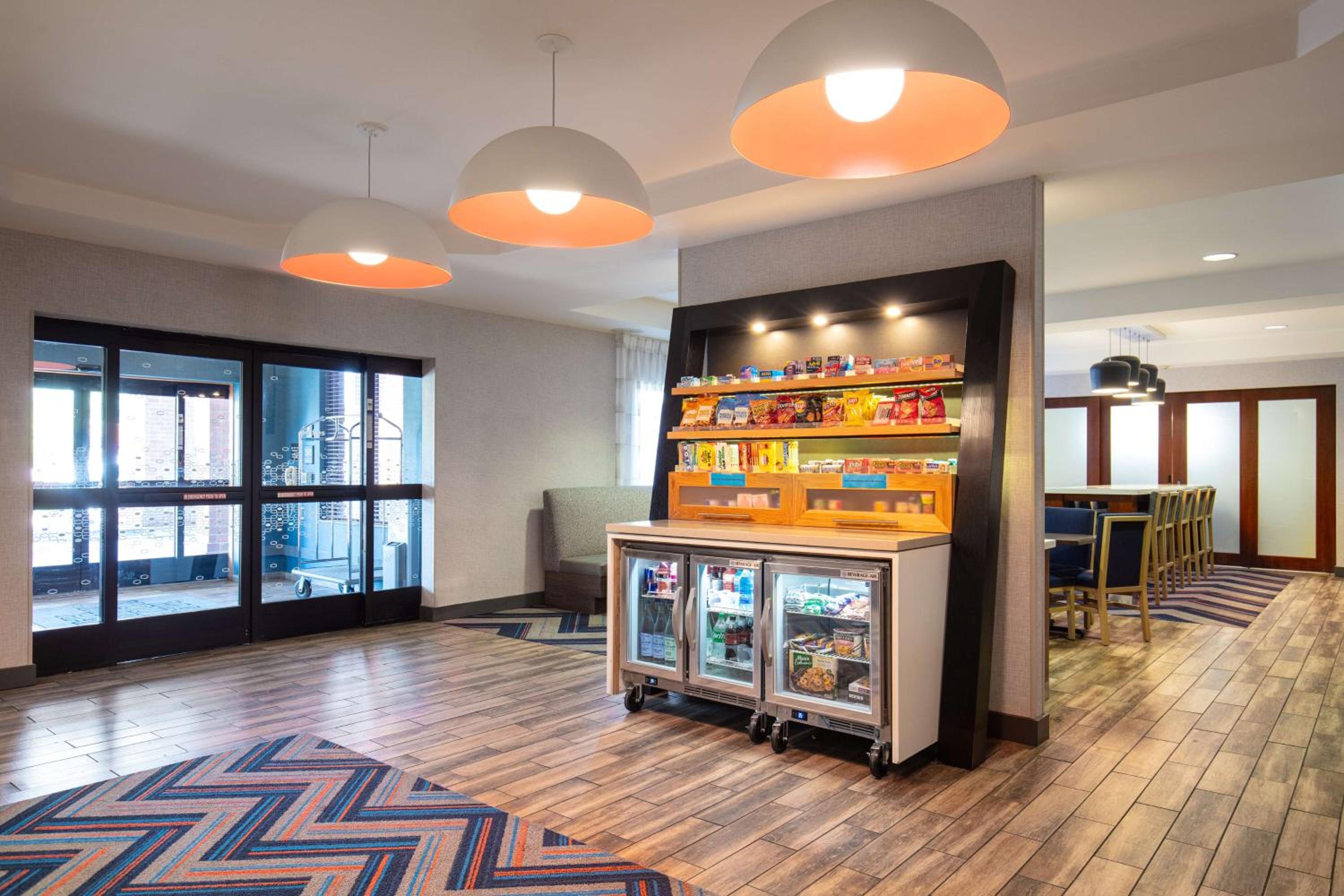 Medford Vacations - Hampton Inn Medford - Property Image 27
