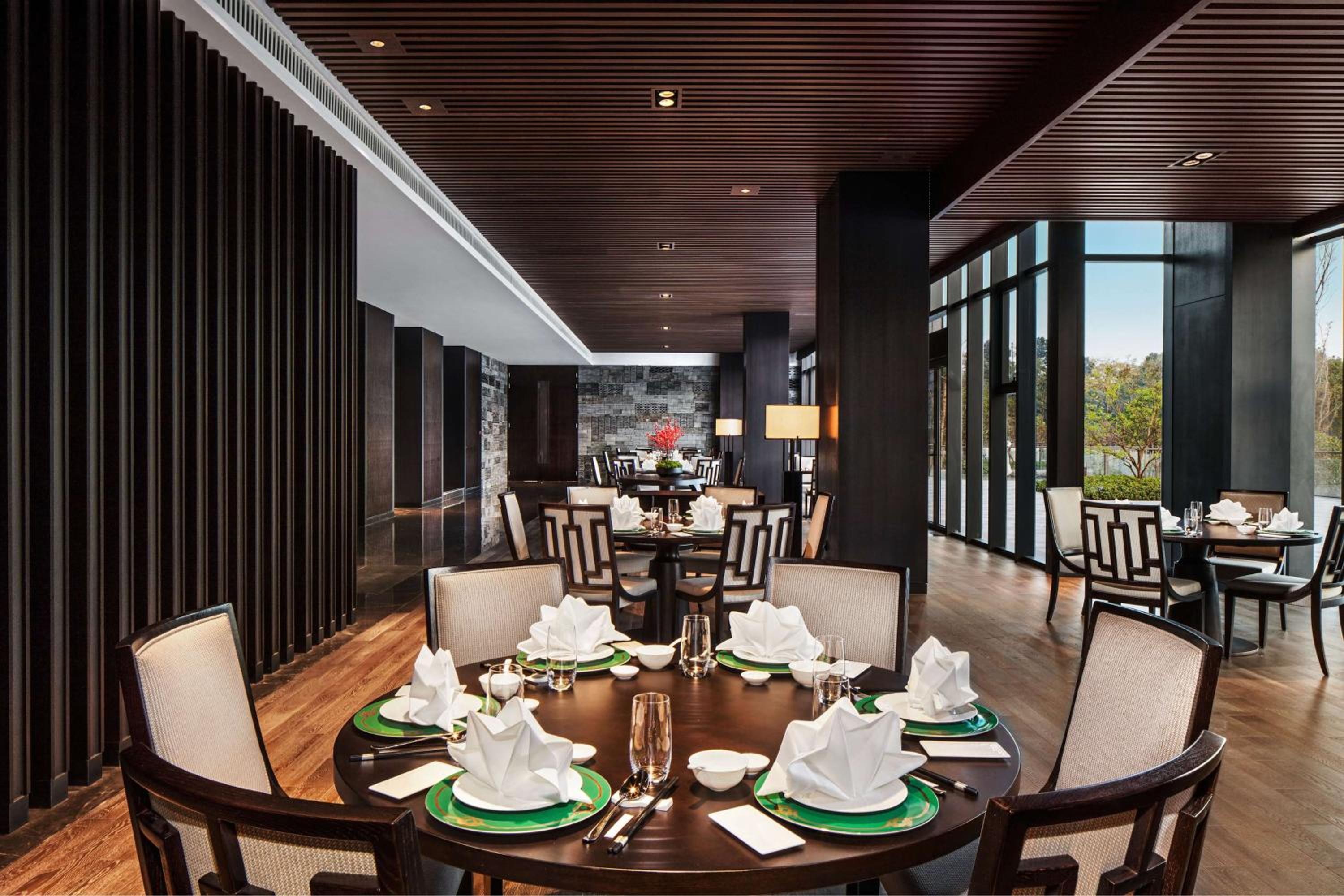 Hilton Ningbo Dongqian Lake