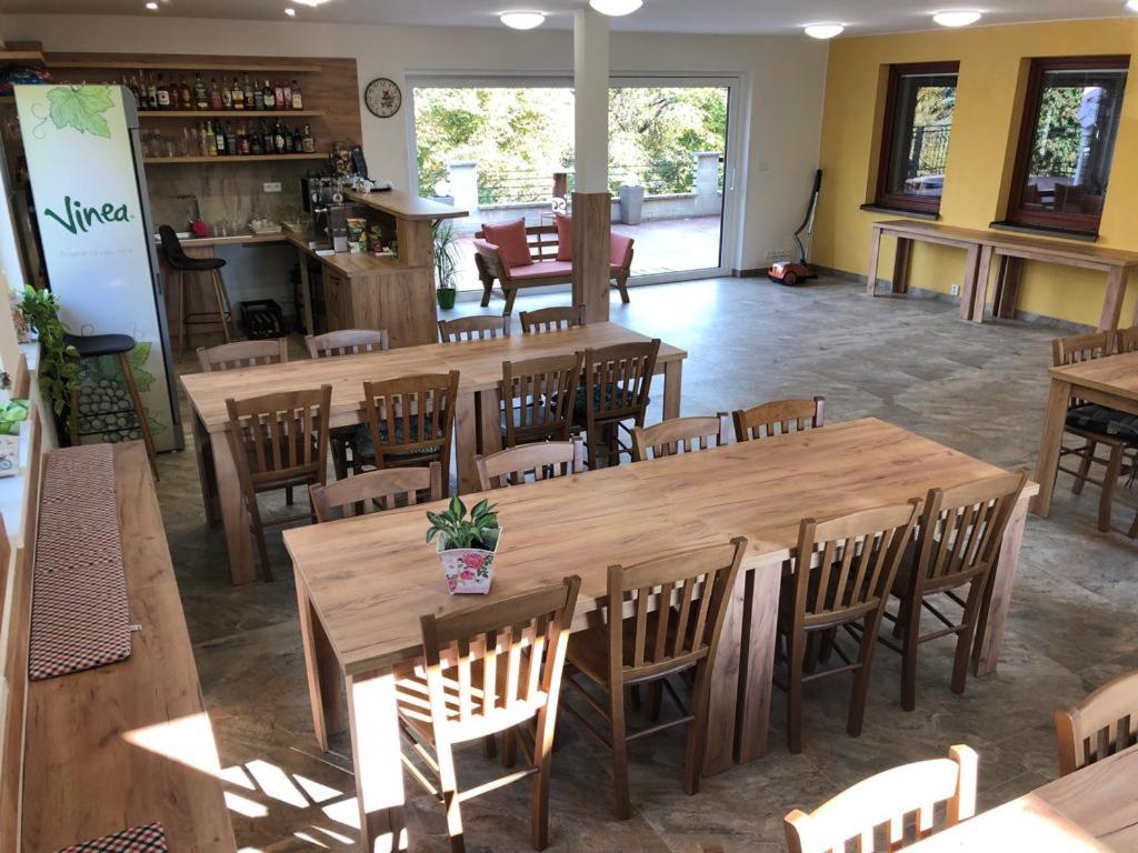 Penzion a restaurace Zlatovláska u zámku Červená Lhota