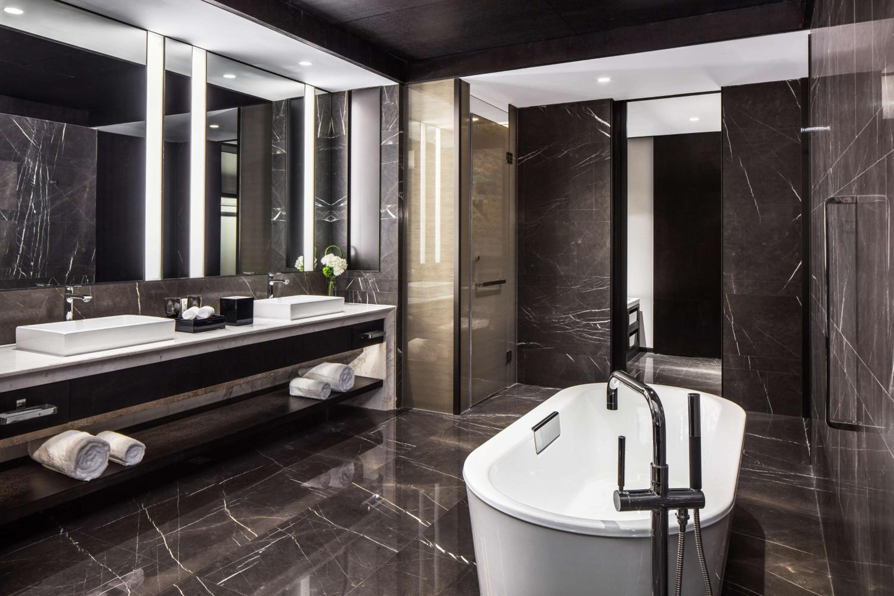 Hilton Ningbo Dongqian Lake