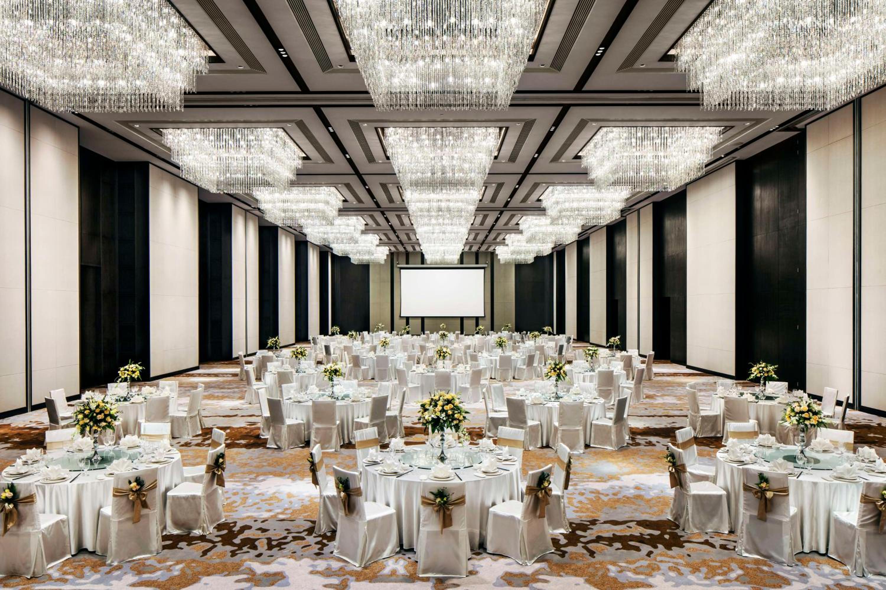 Hilton Ningbo Dongqian Lake