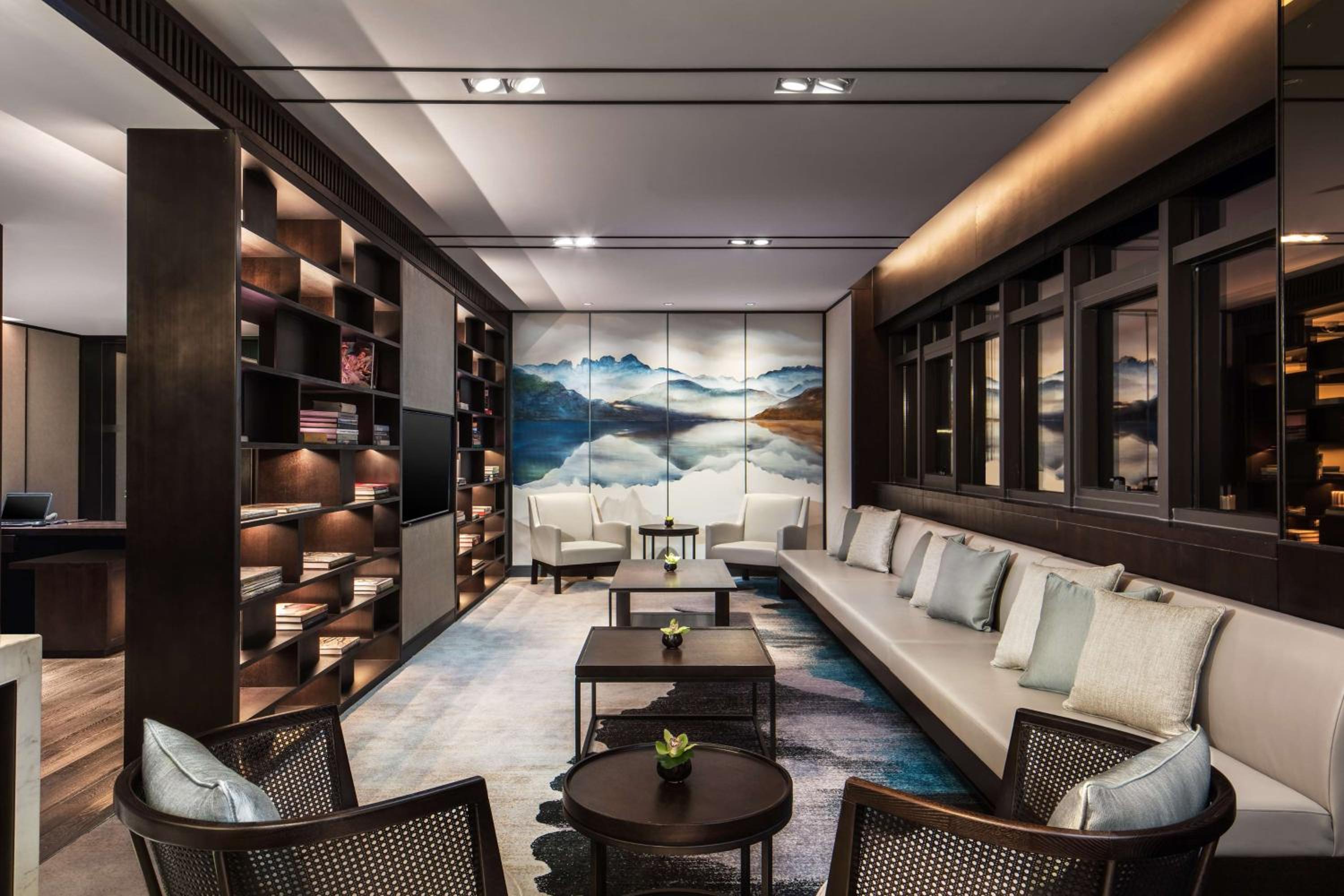 Hilton Ningbo Dongqian Lake